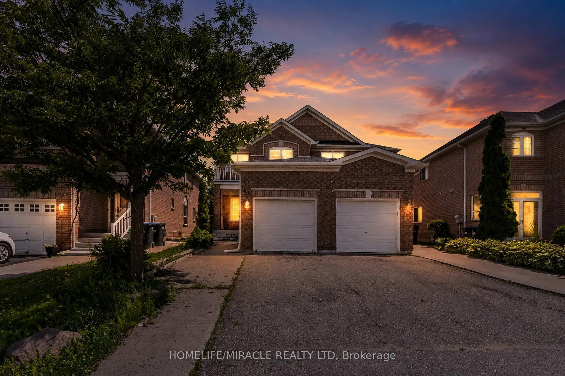 Photo 1 of 46 Weather Vane Lane, Brampton, Fletcher's Creek Village — HOMEH