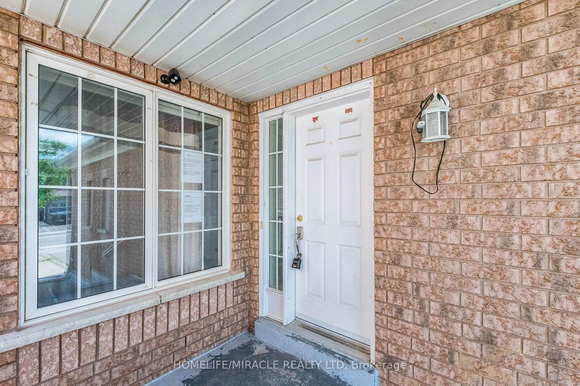 Photo 6 of 46 Weather Vane Lane, Brampton, Fletcher's Creek Village — HOMEH