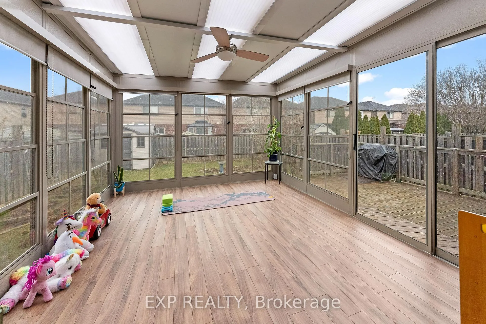 Photo 1 of 4875 John Street, Lincoln, Beamsville — HOMEH