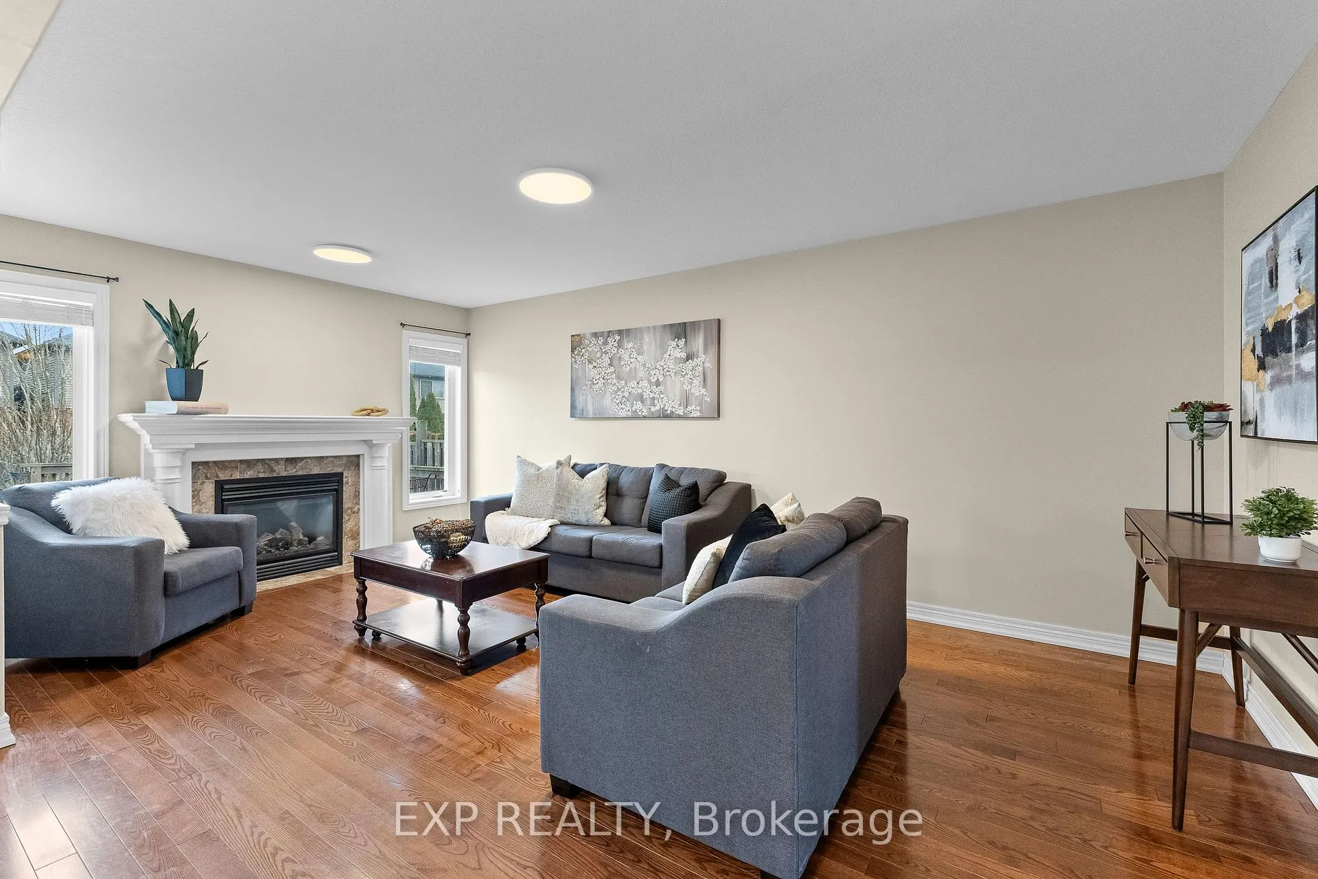 Photo 8 of 4875 John Street, Lincoln, Beamsville — HOMEH