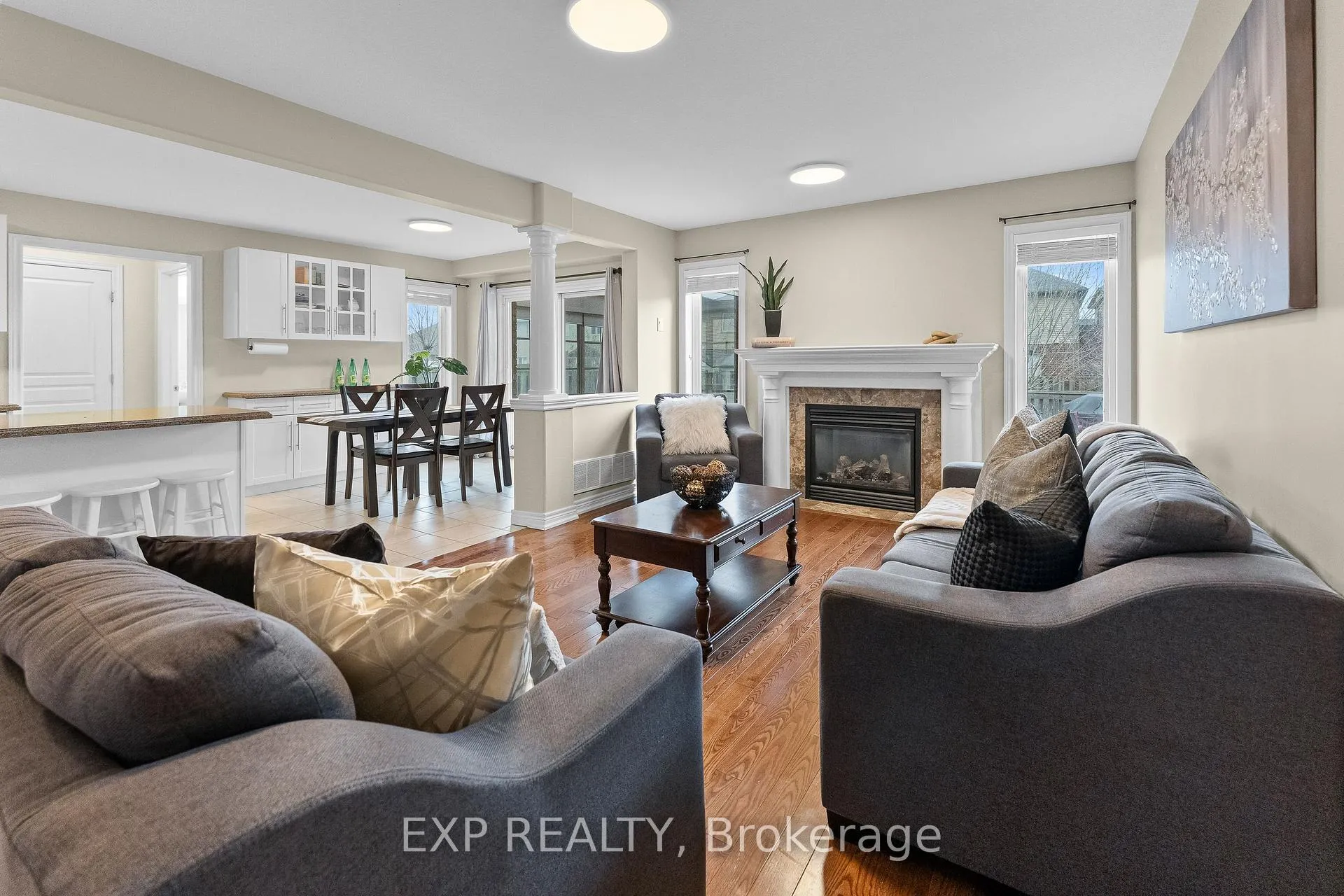 Photo 9 of 4875 John Street, Lincoln, Beamsville — HOMEH