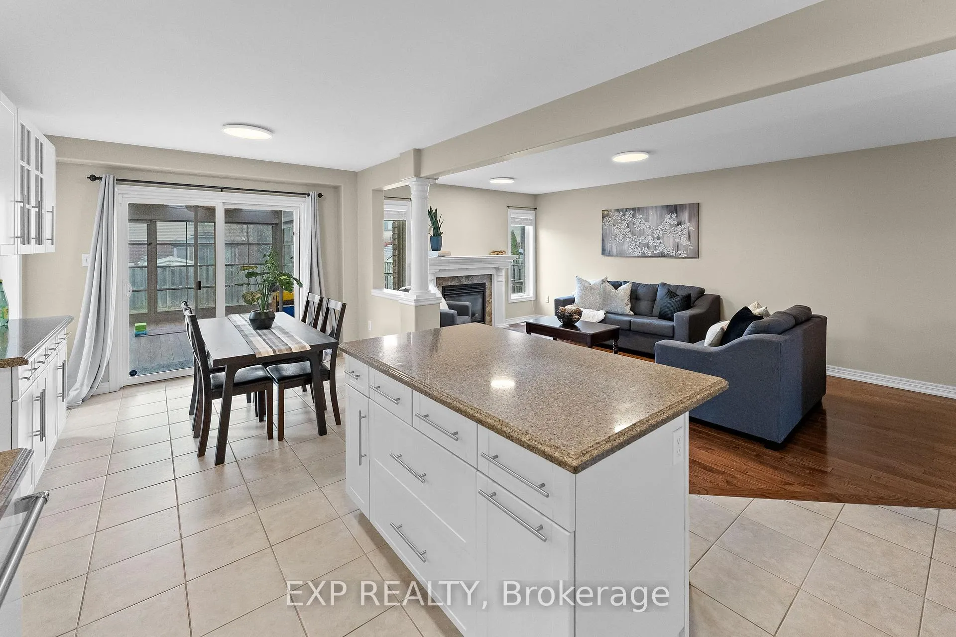 Photo 13 of 4875 John Street, Lincoln, Beamsville — HOMEH