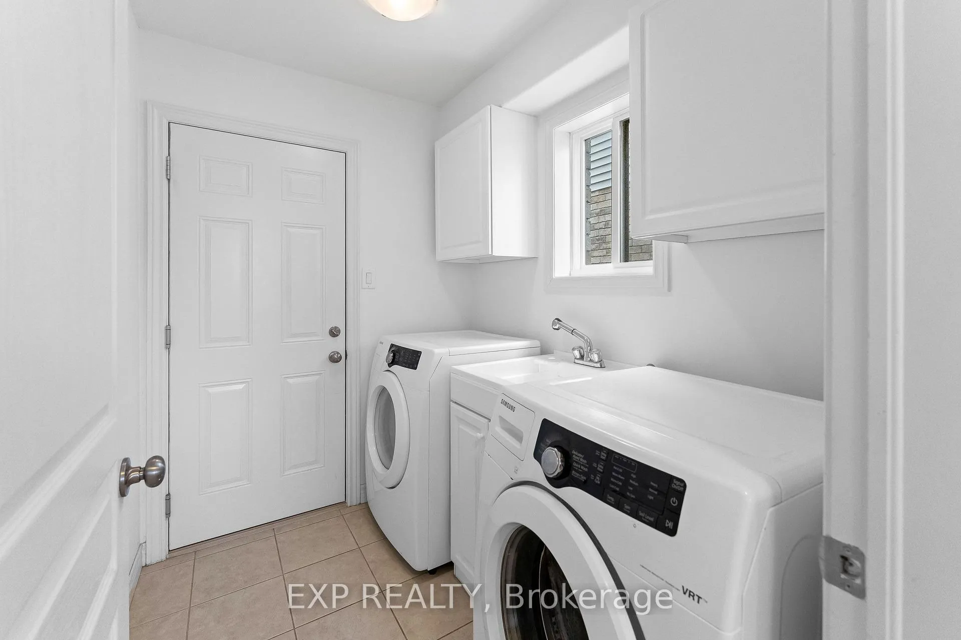 Photo 14 of 4875 John Street, Lincoln, Beamsville — HOMEH