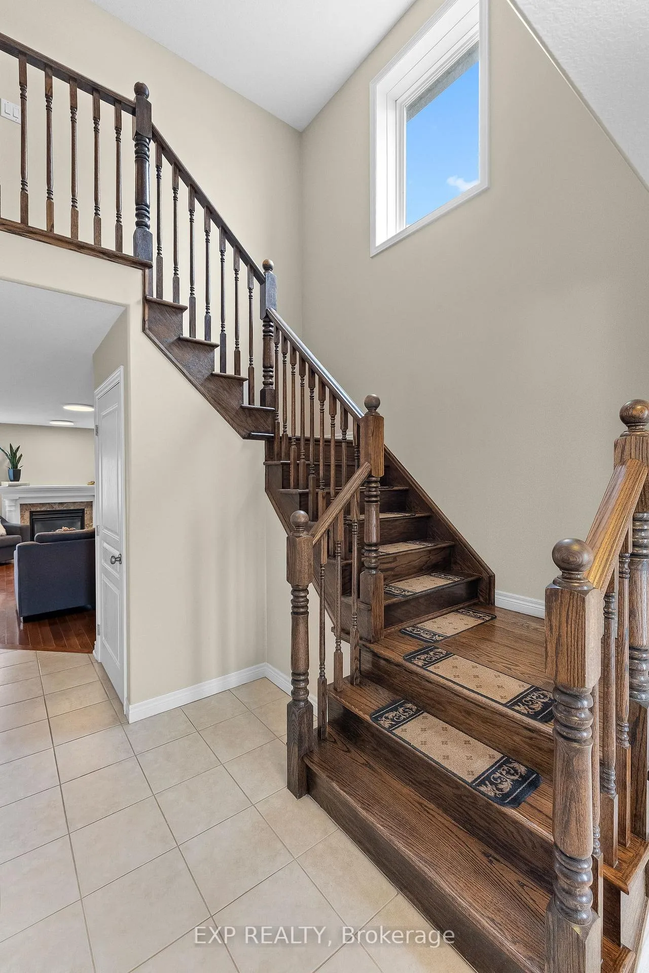 Photo 21 of 4875 John Street, Lincoln, Beamsville — HOMEH