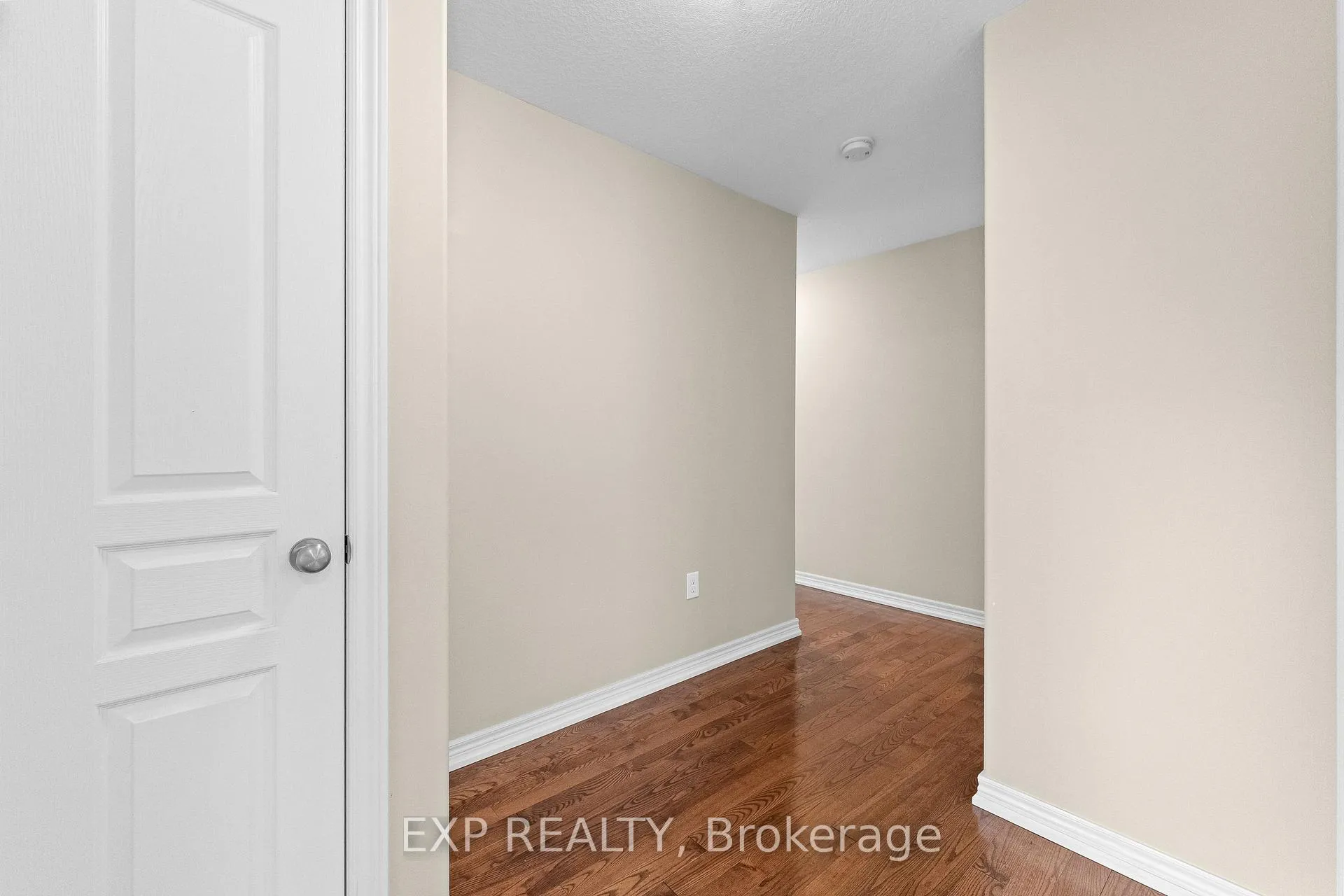 Photo 28 of 4875 John Street, Lincoln, Beamsville — HOMEH