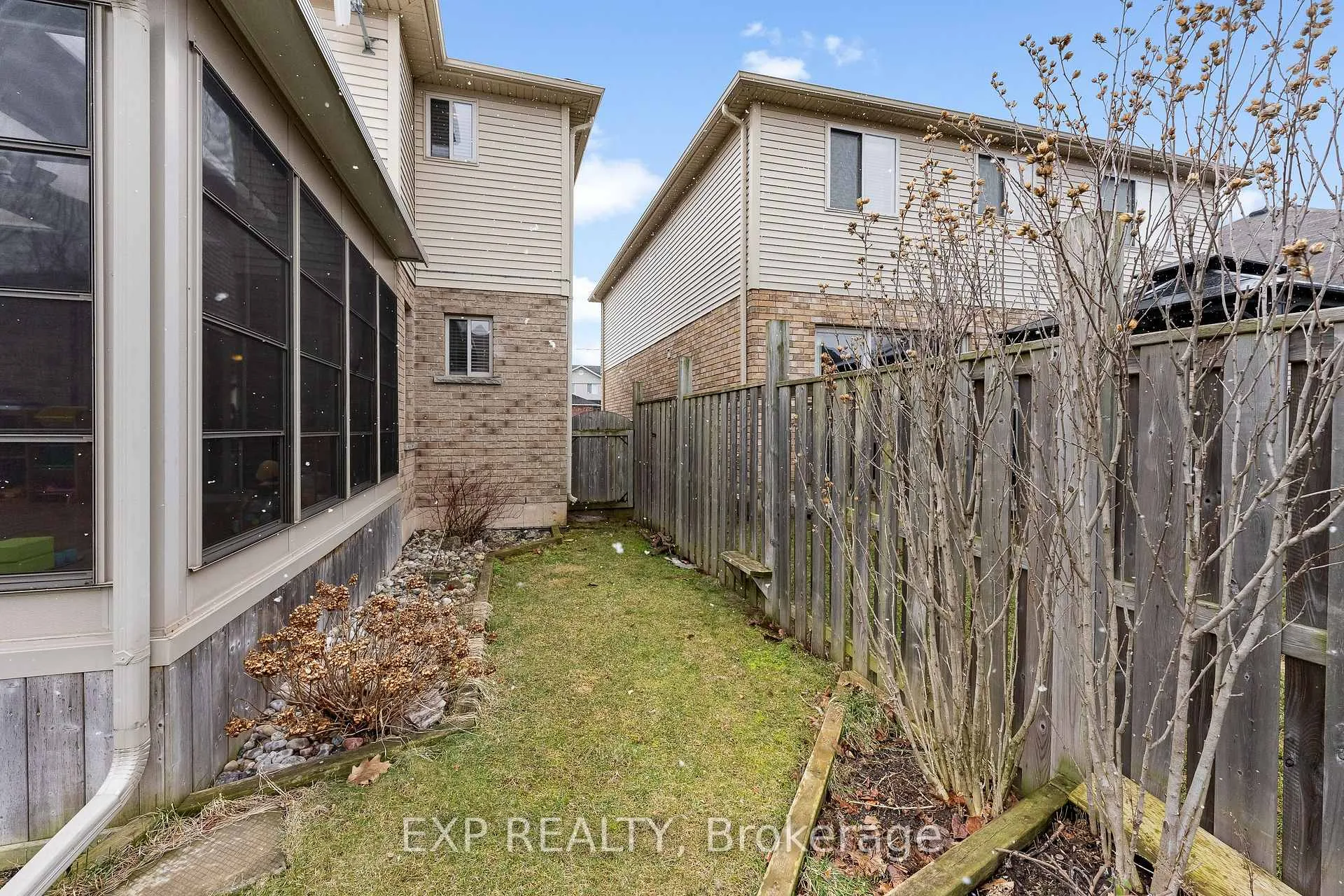 Photo 38 of 4875 John Street, Lincoln, Beamsville — HOMEH