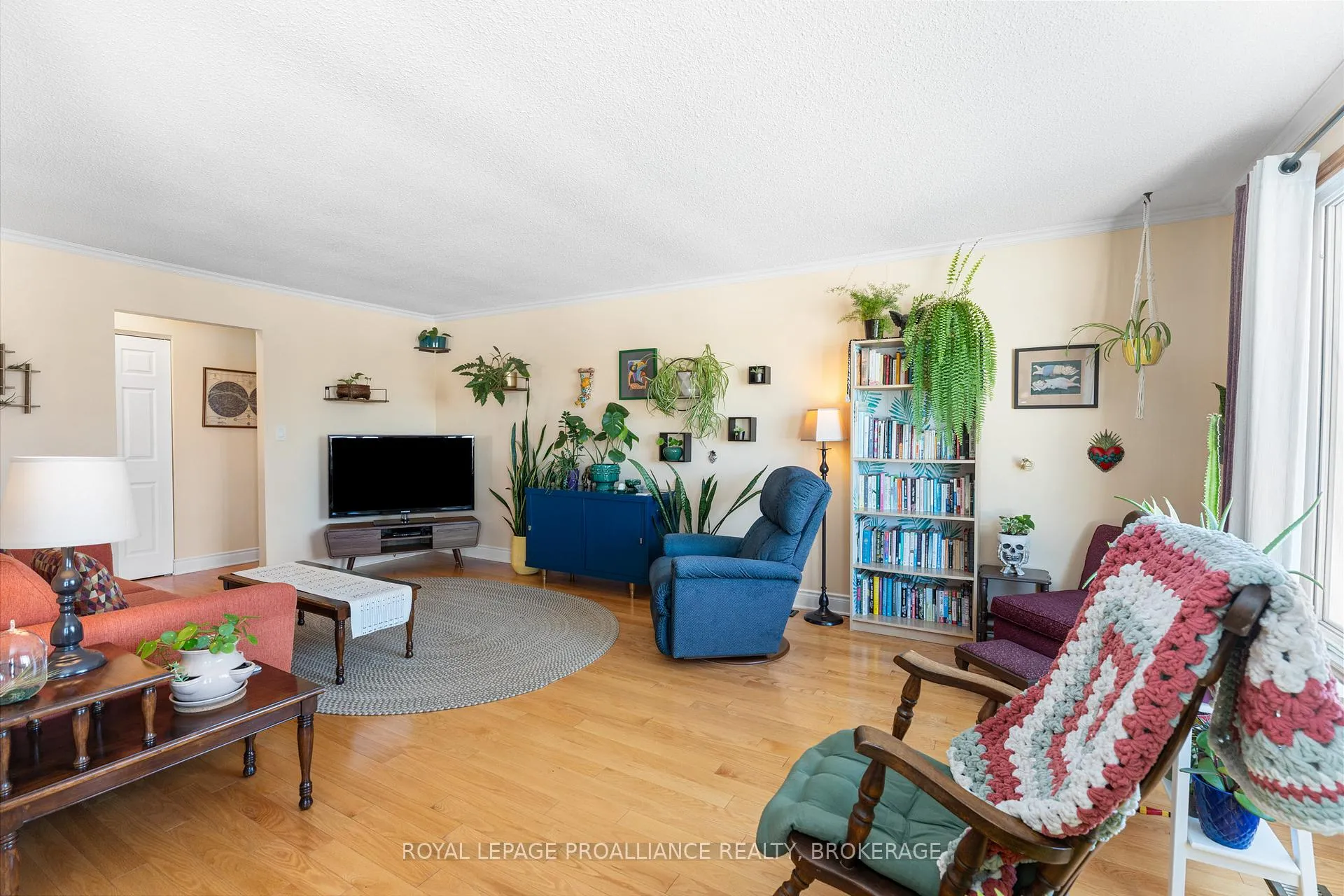 Photo 10 of 812 Hillside Drive, Kingston, South of Taylor-Kidd Blvd — HOMEH