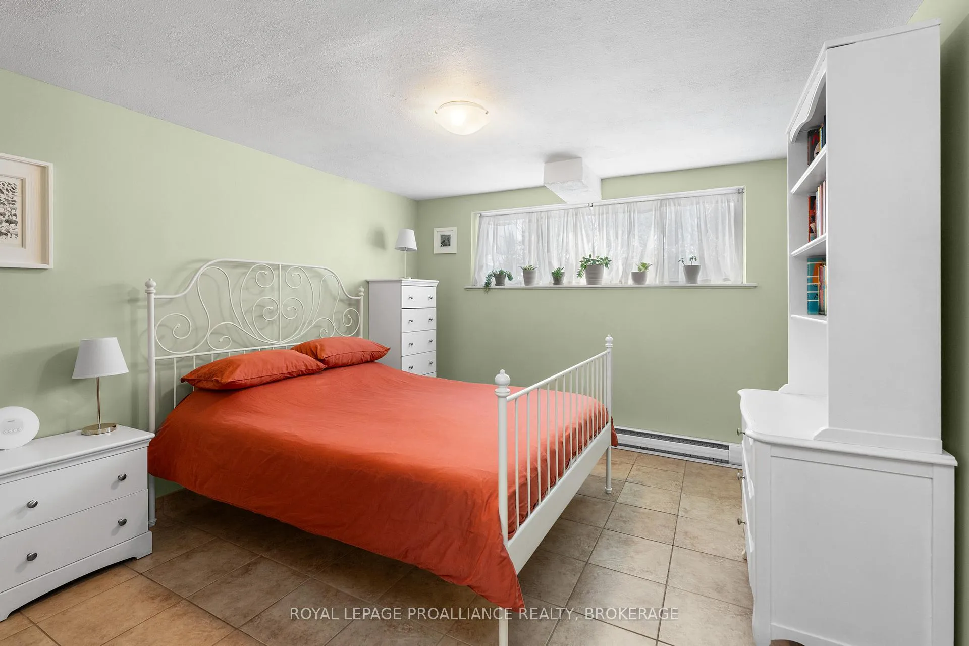 Photo 29 of 812 Hillside Drive, Kingston, South of Taylor-Kidd Blvd — HOMEH