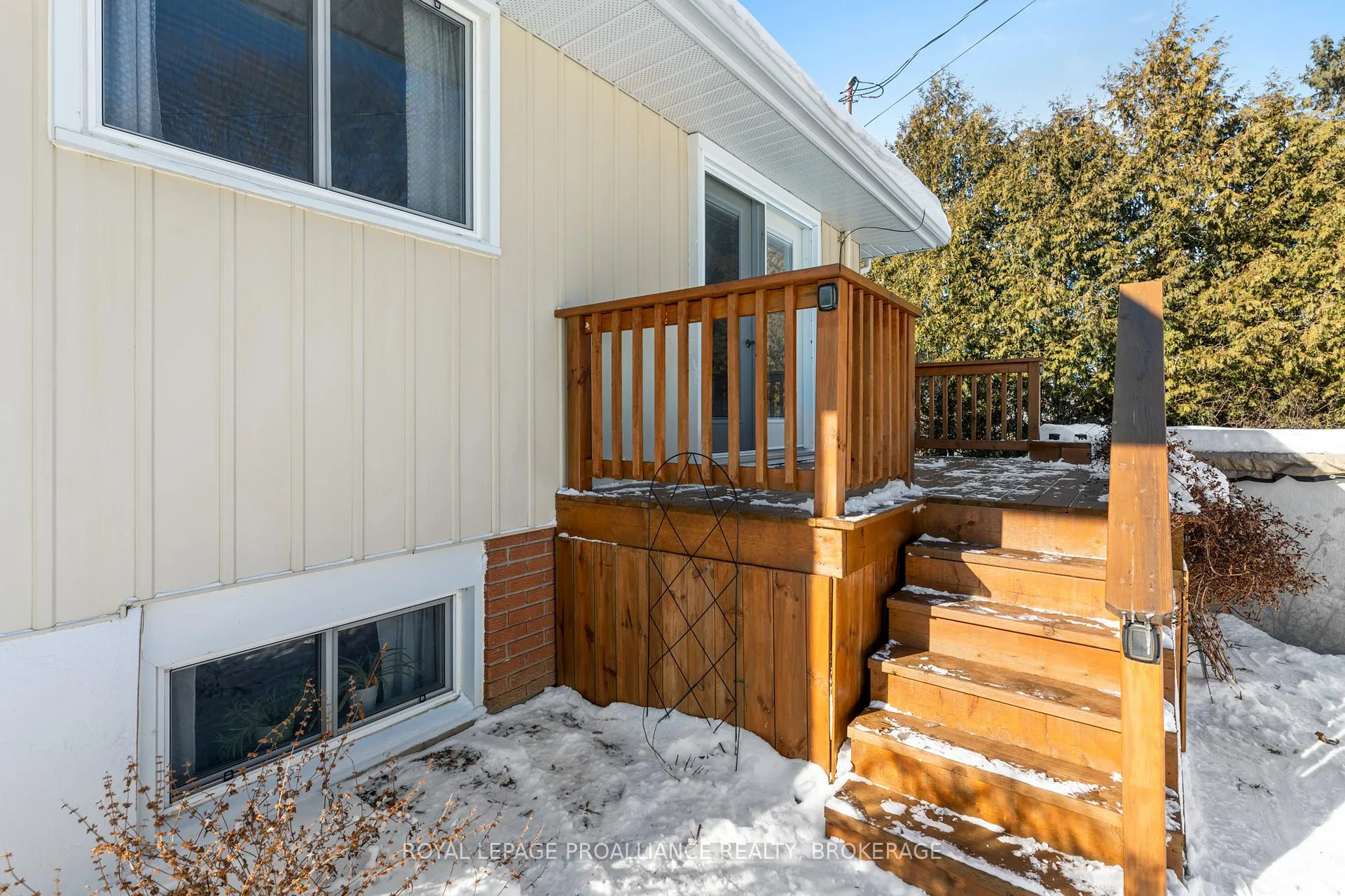 Photo 36 of 812 Hillside Drive, Kingston, South of Taylor-Kidd Blvd — HOMEH