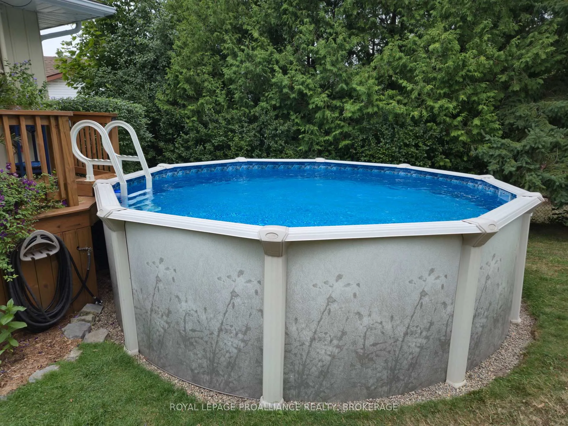 Photo 39 of 812 Hillside Drive, Kingston, South of Taylor-Kidd Blvd — HOMEH