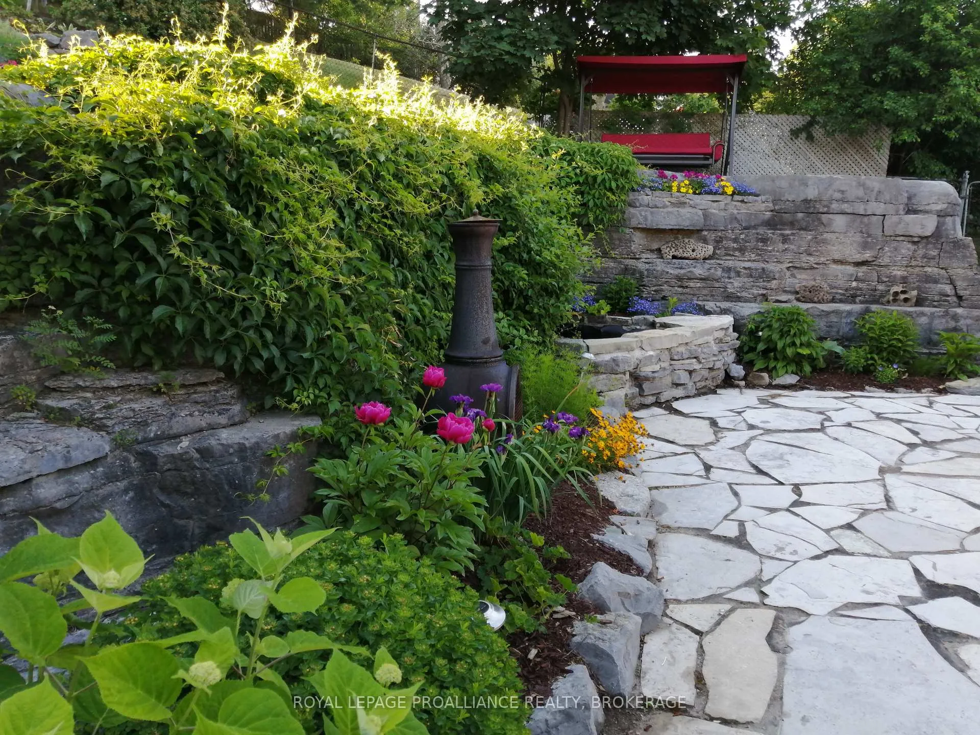 Photo 44 of 812 Hillside Drive, Kingston, South of Taylor-Kidd Blvd — HOMEH