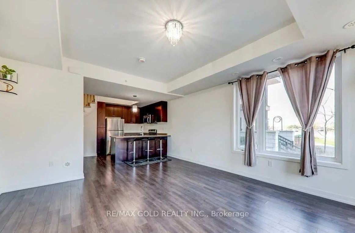 Photo 6 of Unit 201, 1555 Kingston Road, Pickering, Town Centre — HOMEH