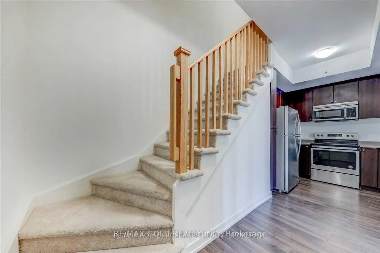 Photo 8 of Unit 201, 1555 Kingston Road, Pickering, Town Centre — HOMEH