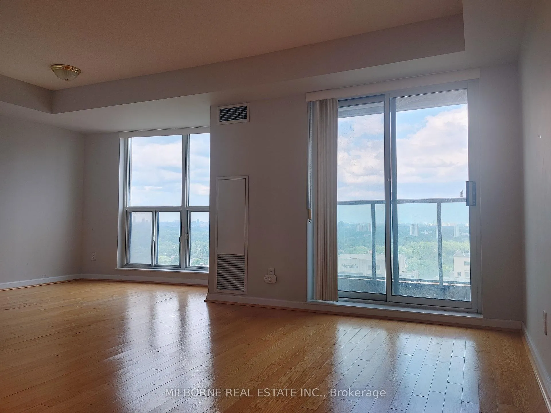 Photo 12 of Unit 2807, 8 Park Road, Toronto, Rosedale-Moore Park — HOMEH