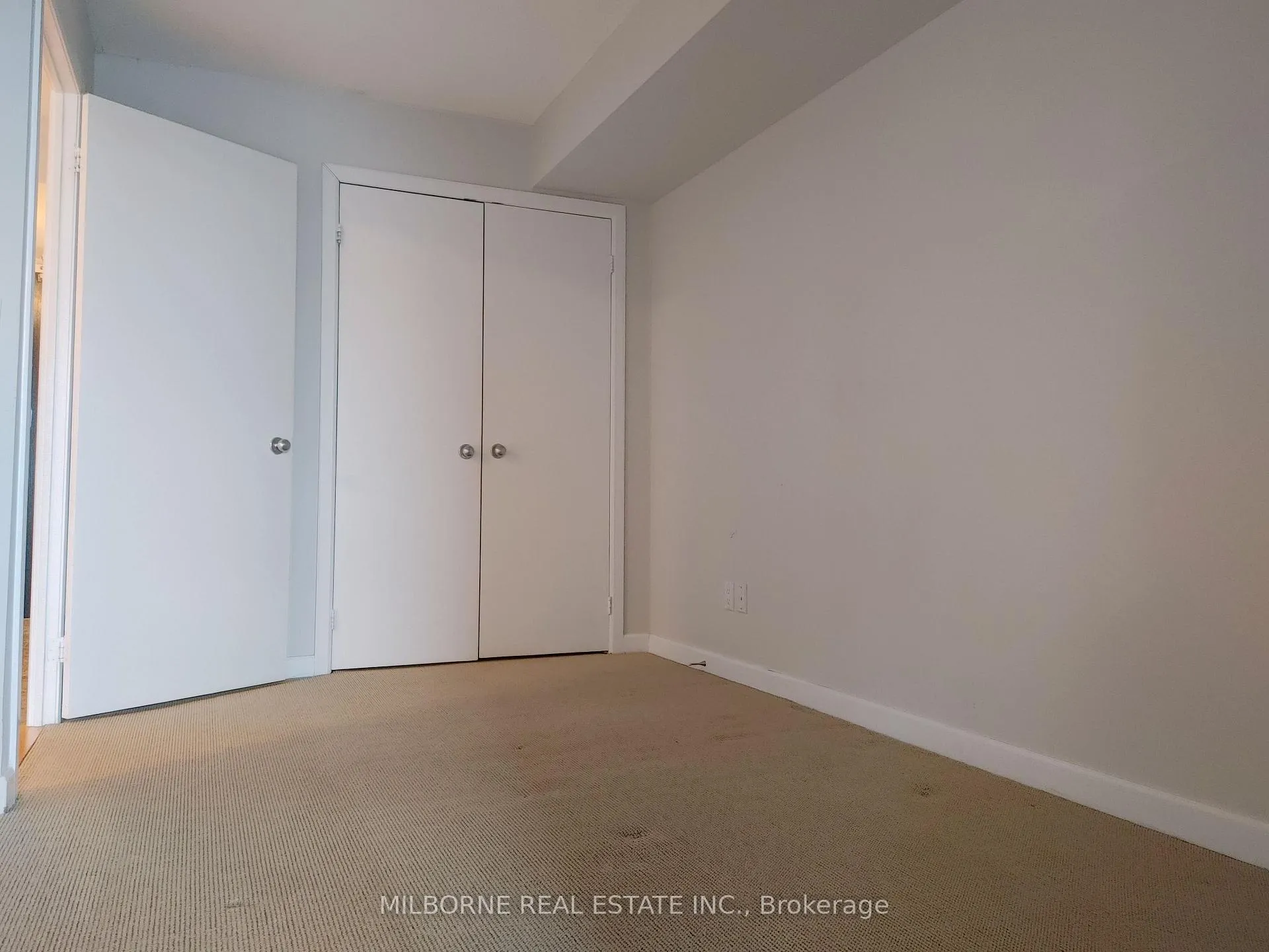 Photo 13 of Unit 2807, 8 Park Road, Toronto, Rosedale-Moore Park — HOMEH