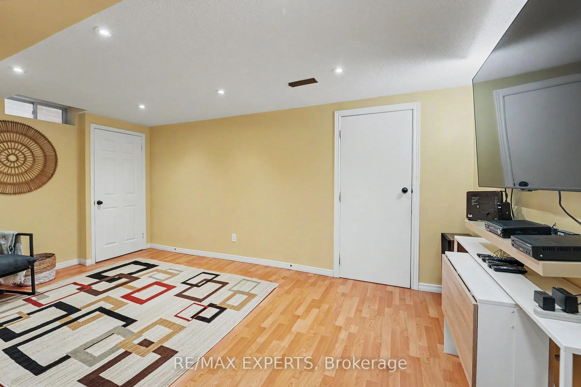 Photo 8 of 7 Cornerstone Road, Markham, Greensborough — HOMEH