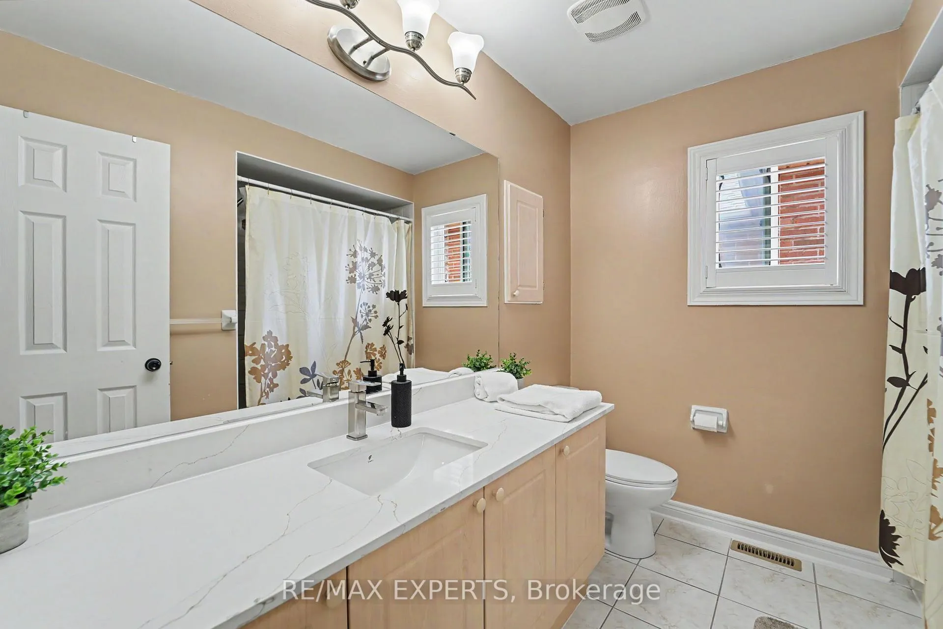 Photo 32 of 7 Cornerstone Road, Markham, Greensborough — HOMEH