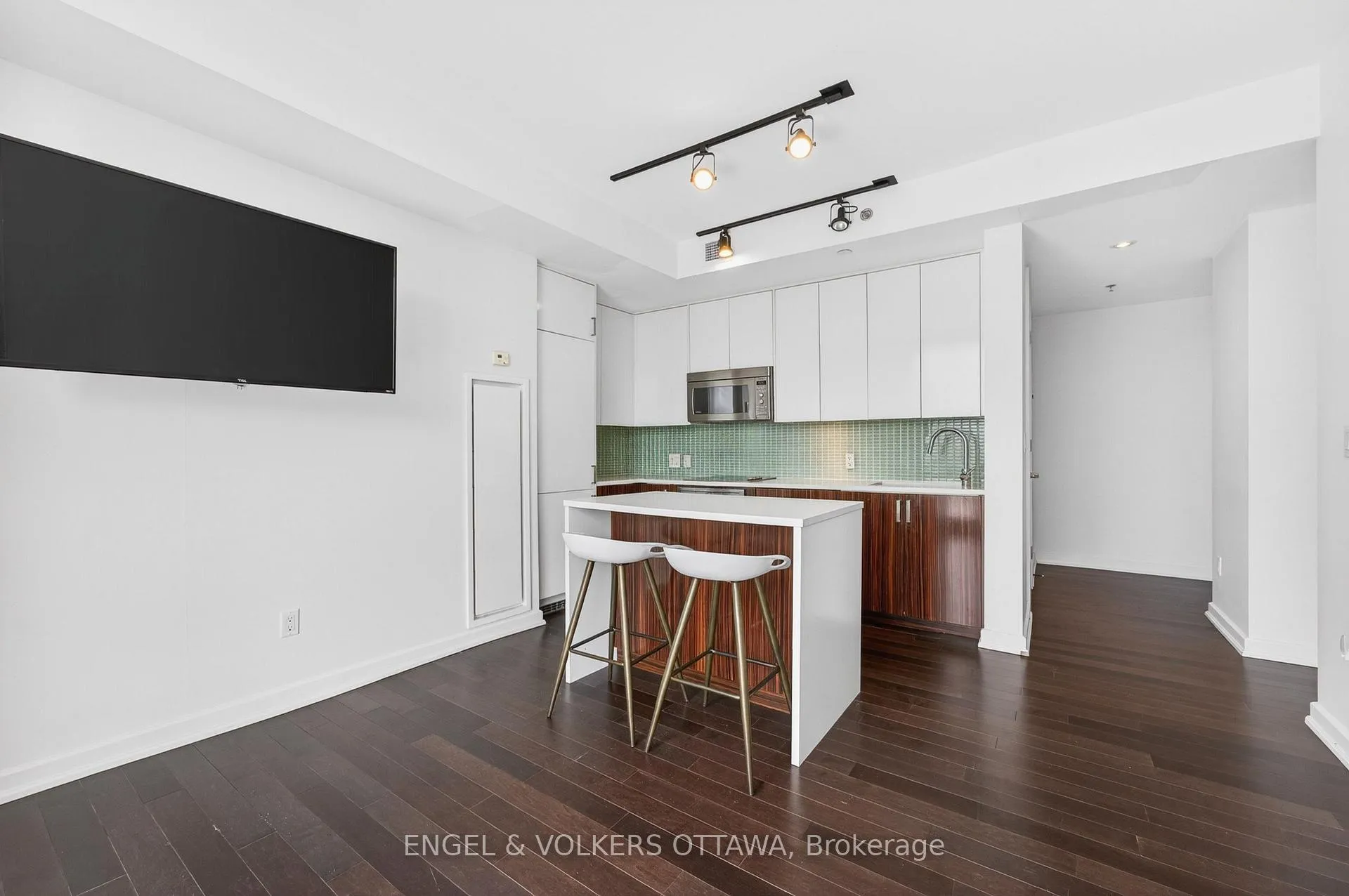 Photo 6 of Unit 1210, 300 Lisgar Street, Ottawa, Ottawa Centre — HOMEH