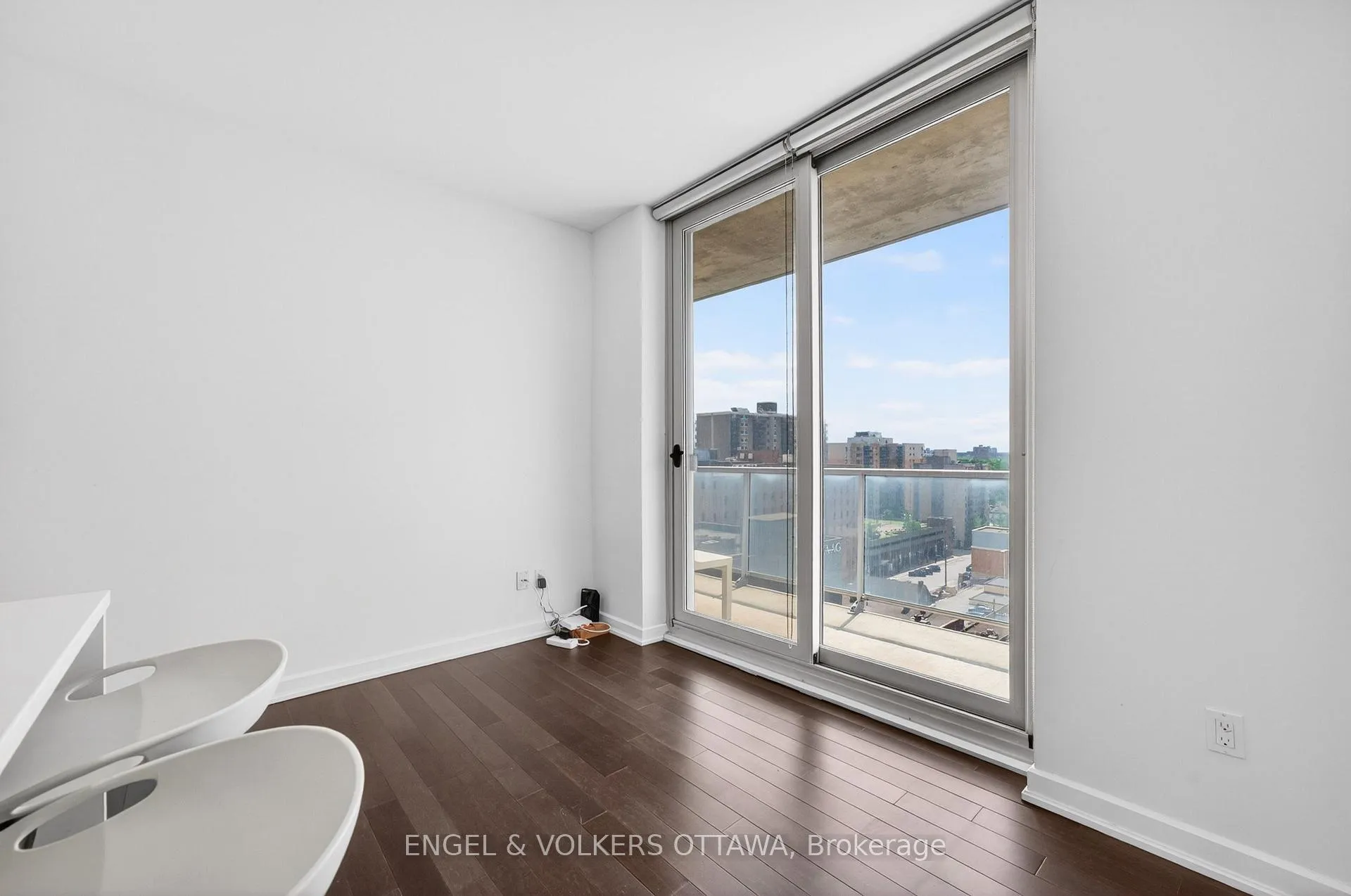 Photo 9 of Unit 1210, 300 Lisgar Street, Ottawa, Ottawa Centre — HOMEH