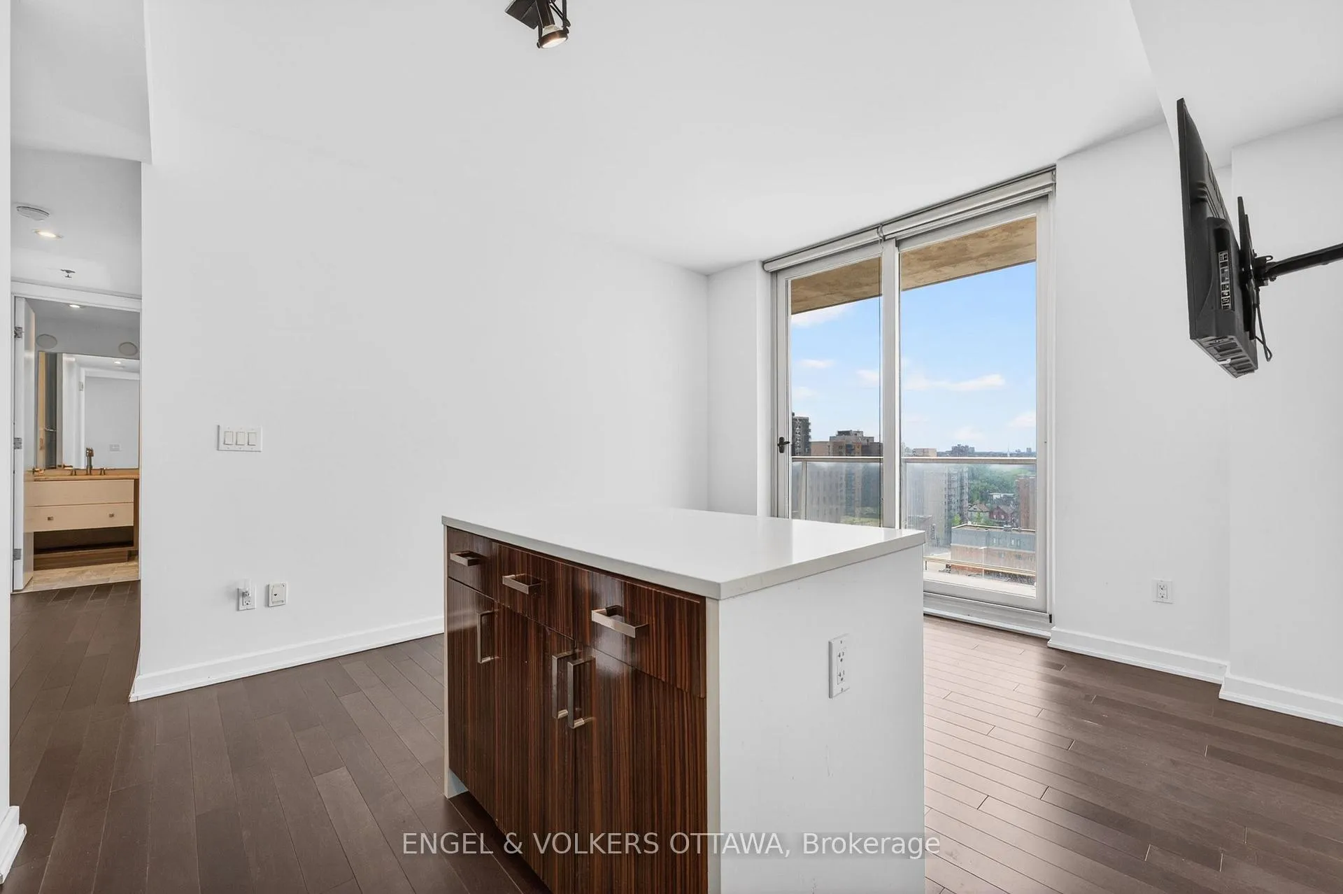 Photo 14 of Unit 1210, 300 Lisgar Street, Ottawa, Ottawa Centre — HOMEH