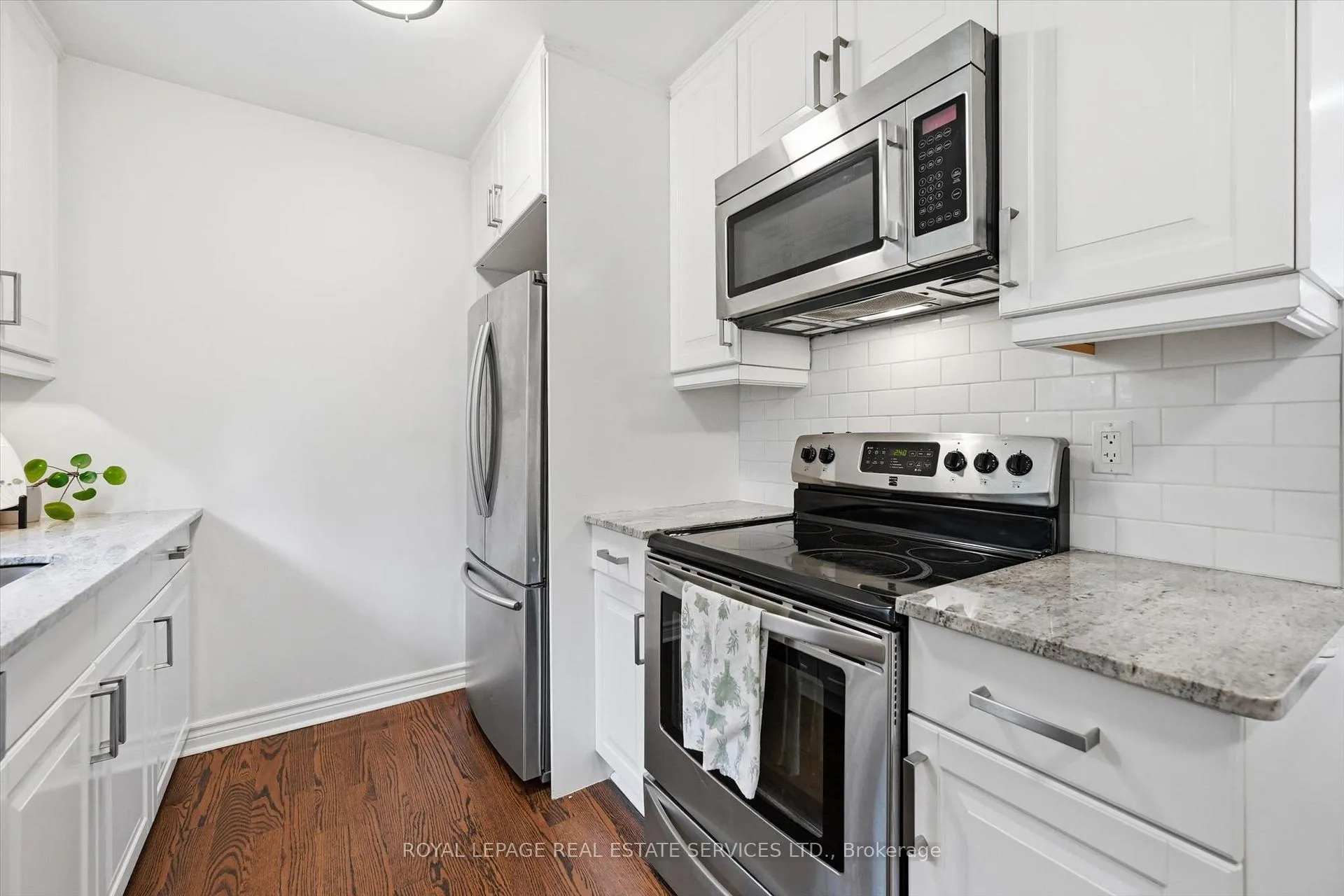 Photo 21 of 476 Maple Avenue, Oakville, Old Oakville — HOMEH