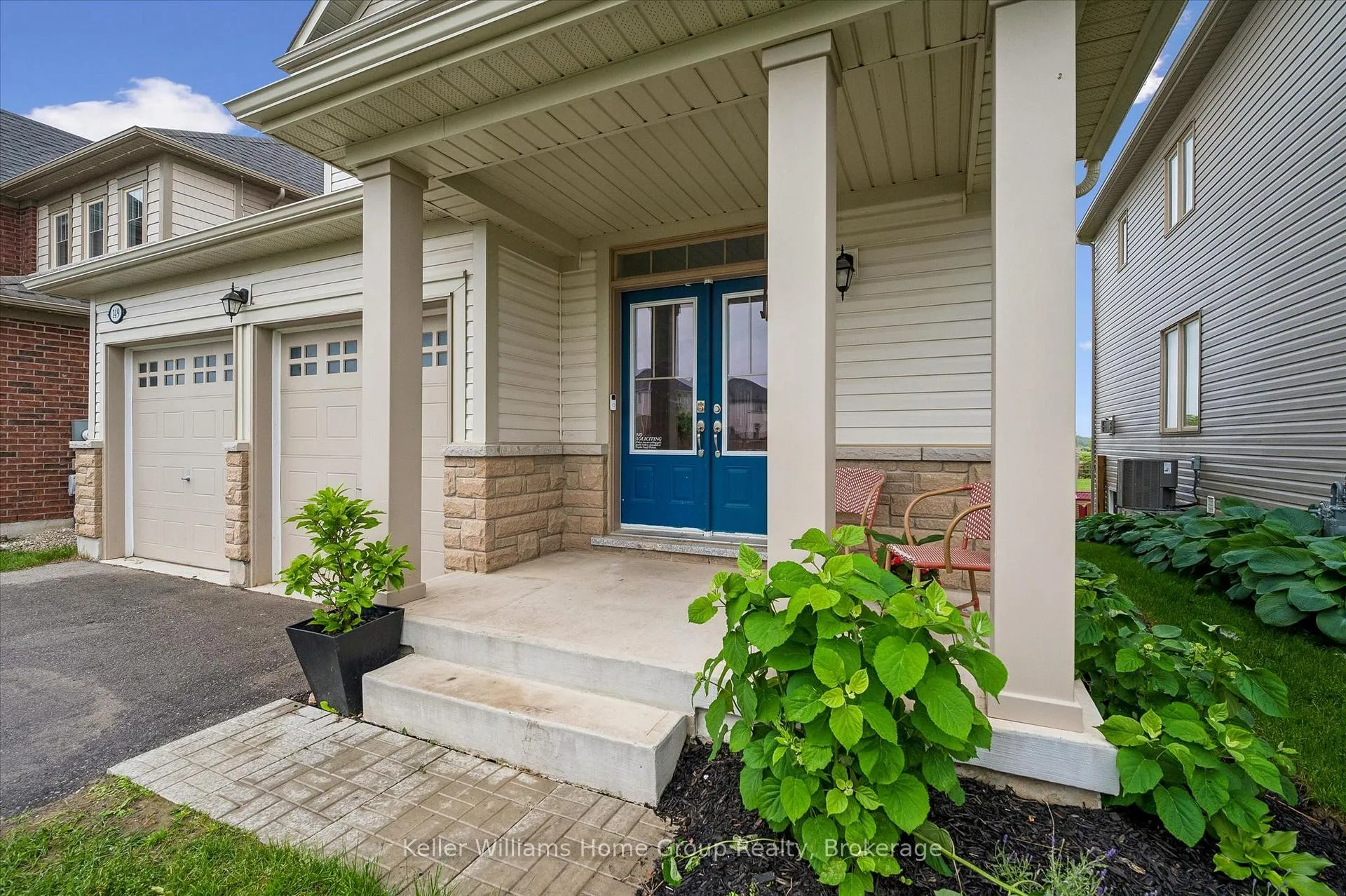 Photo 4 of 149 Elliot Avenue E, Centre Wellington, Fergus — HOMEH