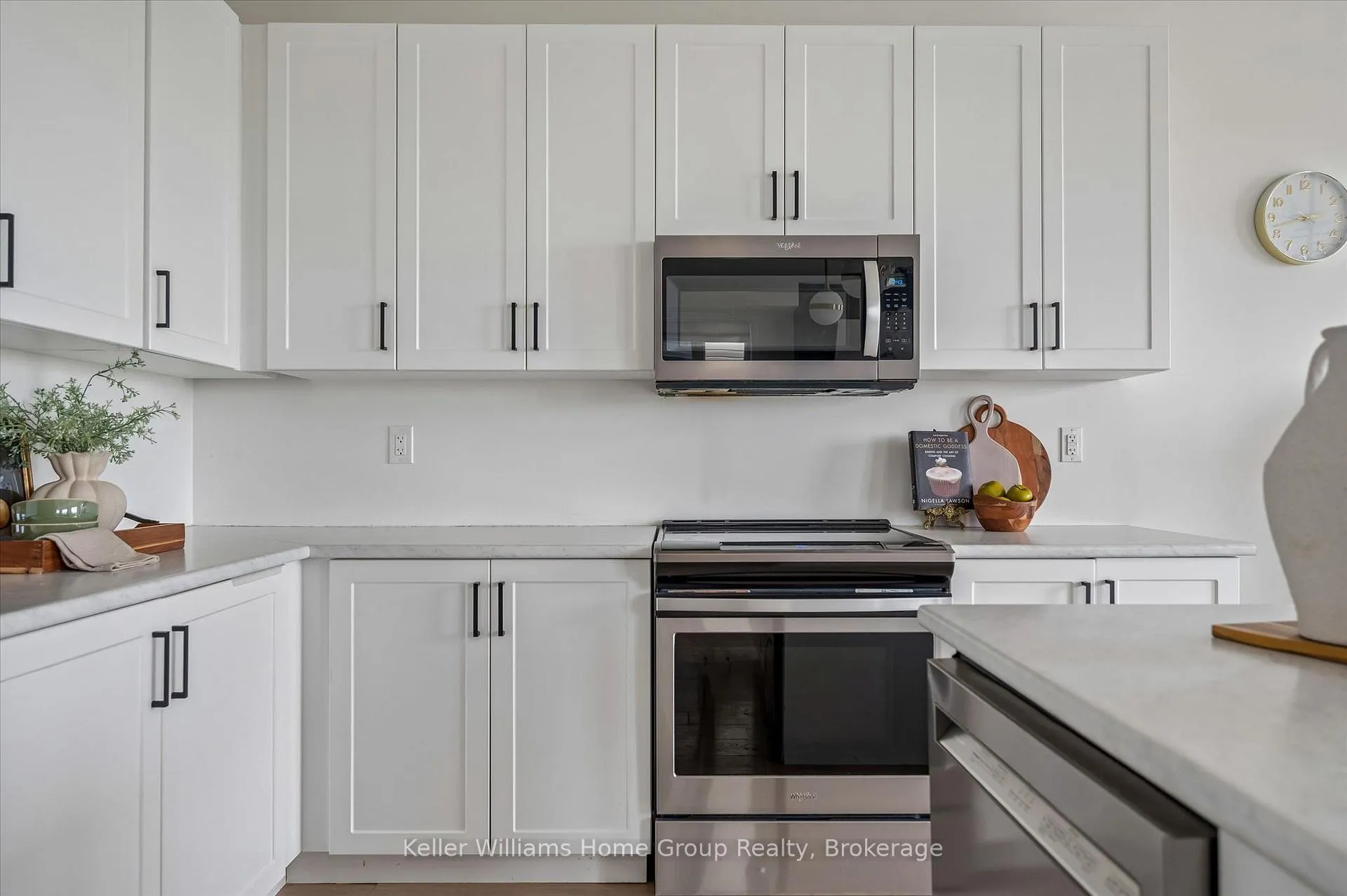 Photo 14 of 149 Elliot Avenue E, Centre Wellington, Fergus — HOMEH