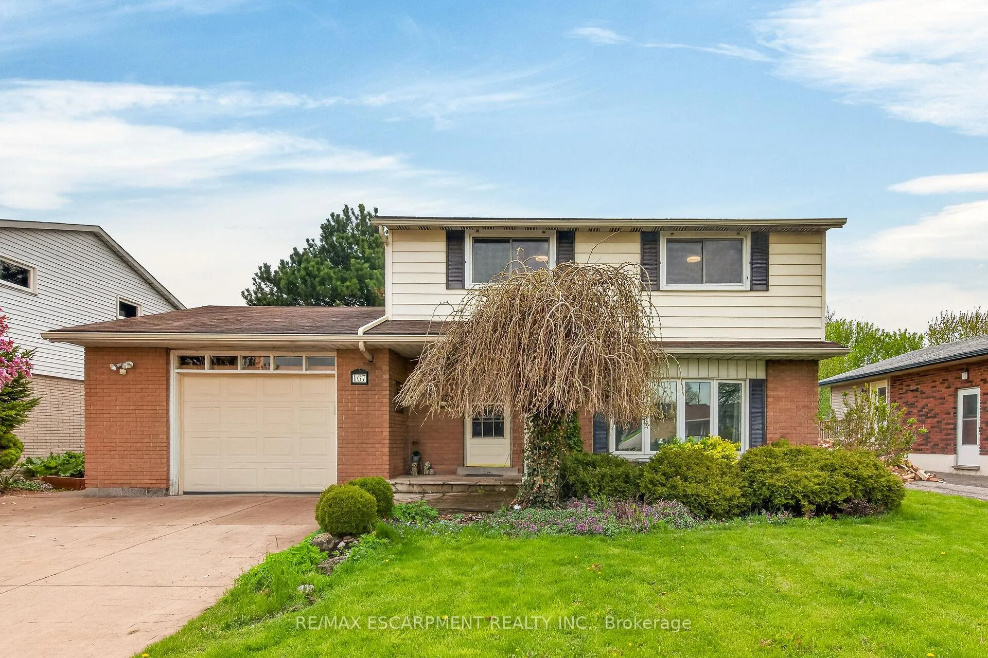 Photo 2 of 167 Darlington Drive, Hamilton, Gilbert — HOMEH