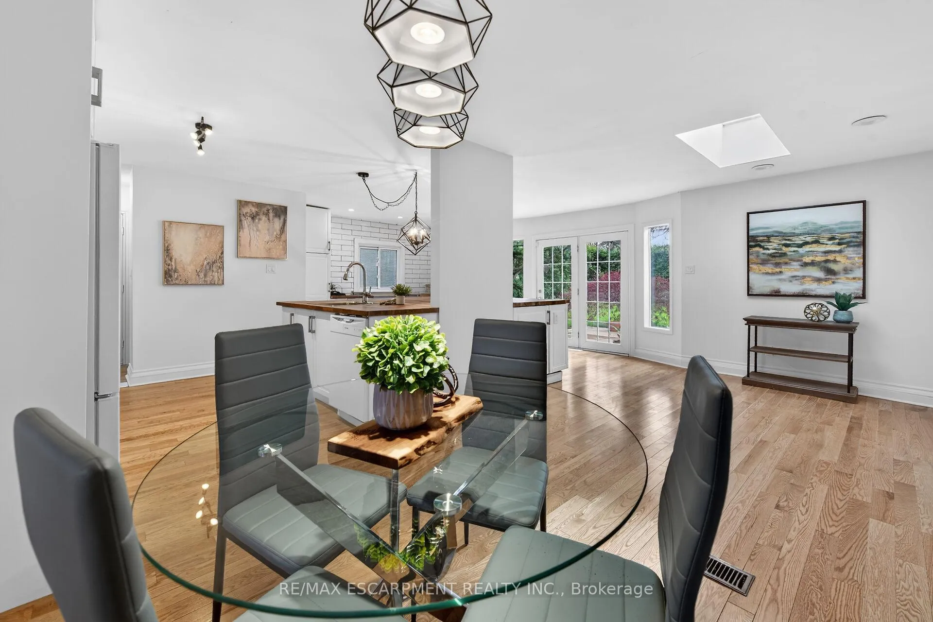 Photo 16 of 167 Darlington Drive, Hamilton, Gilbert — HOMEH