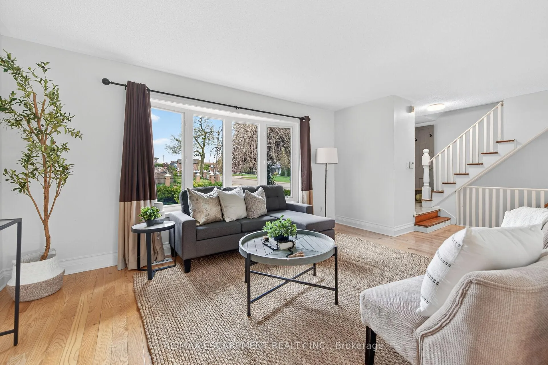 Photo 17 of 167 Darlington Drive, Hamilton, Gilbert — HOMEH
