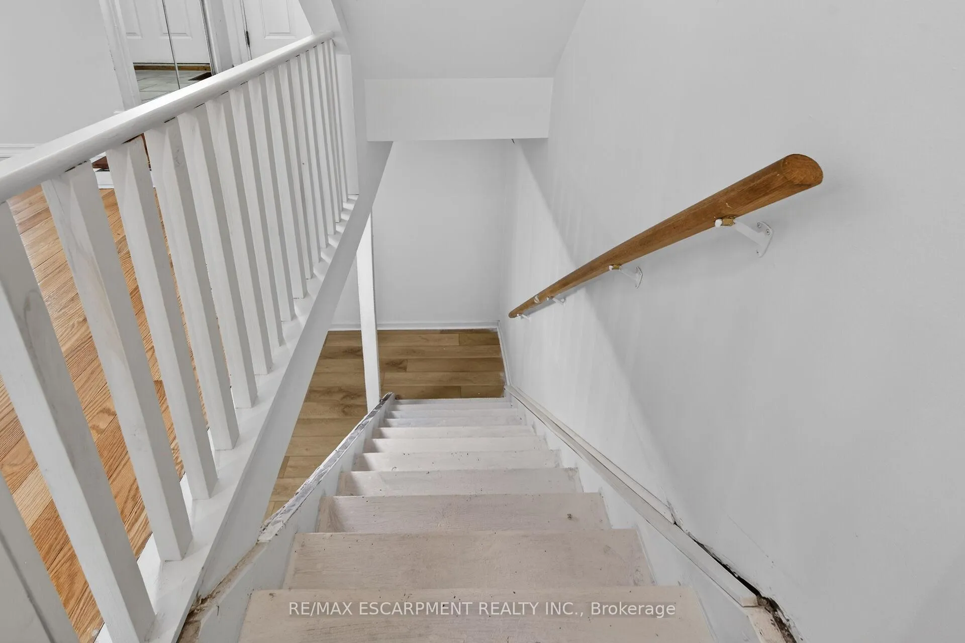 Photo 31 of 167 Darlington Drive, Hamilton, Gilbert — HOMEH