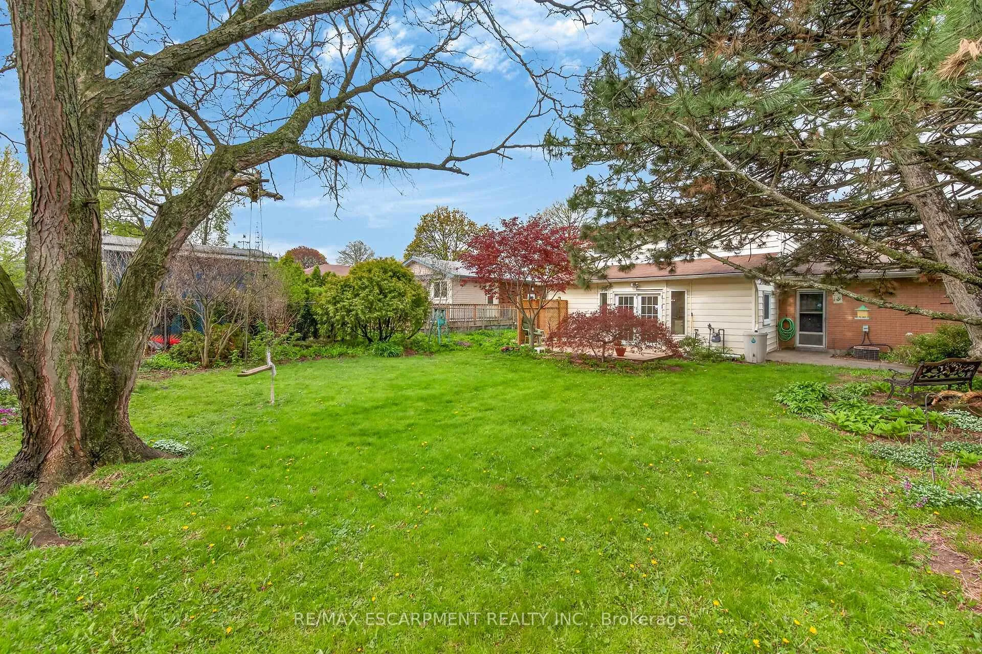 Photo 40 of 167 Darlington Drive, Hamilton, Gilbert — HOMEH