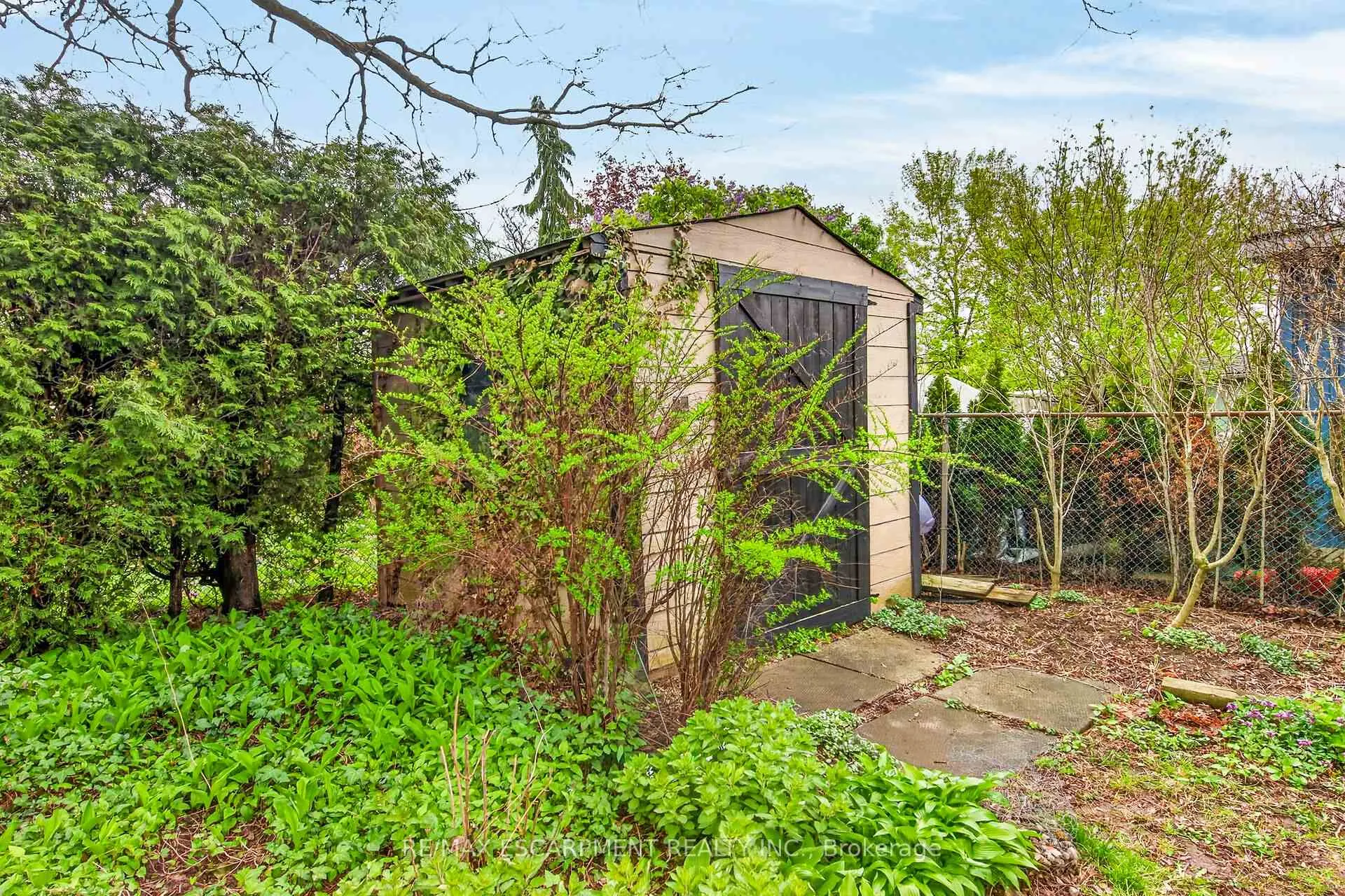 Photo 42 of 167 Darlington Drive, Hamilton, Gilbert — HOMEH