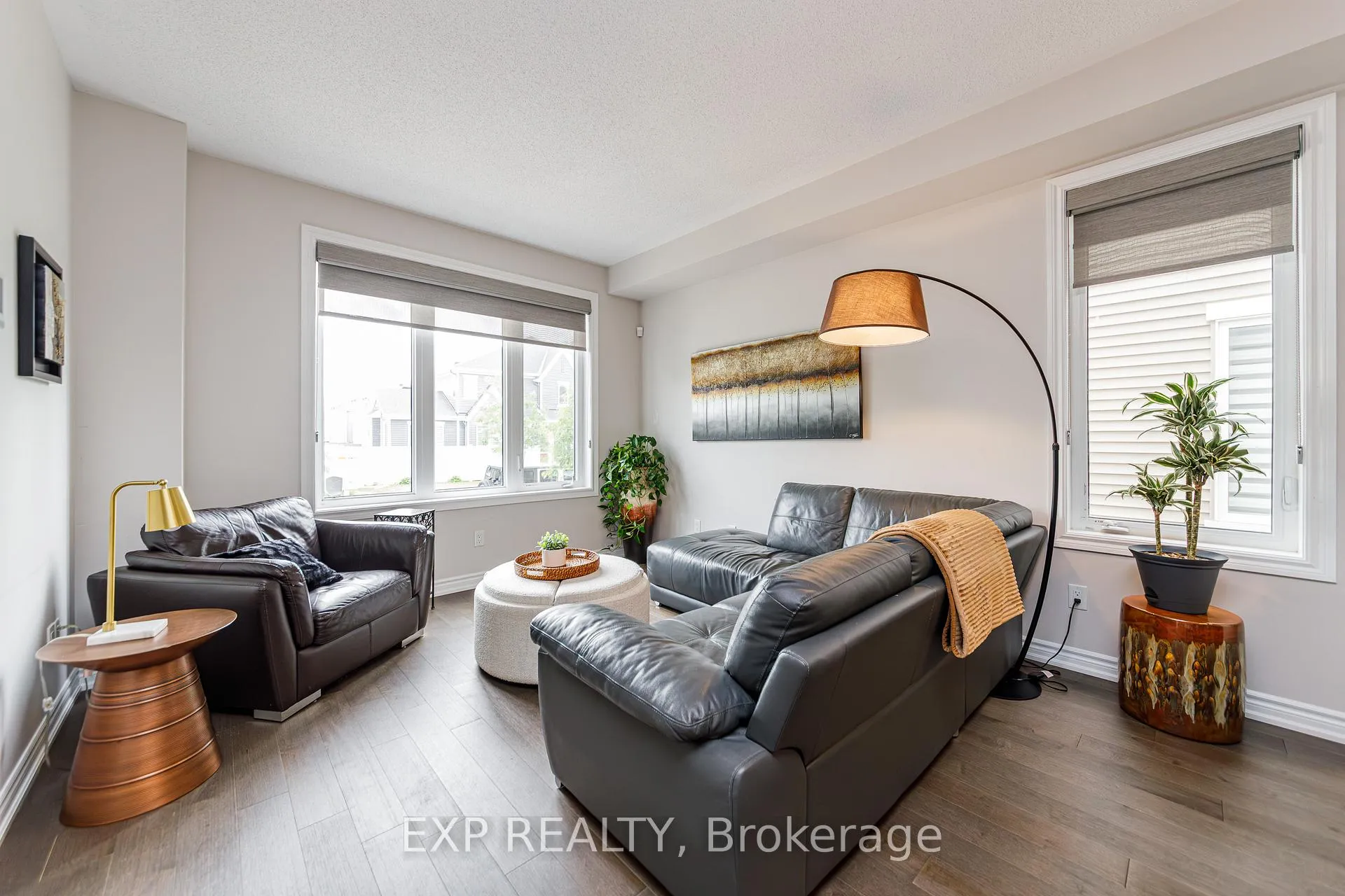 Photo 4 of 822 Horseshoe Falls Way, Ottawa, Barrhaven - Heritage Park — HOMEH