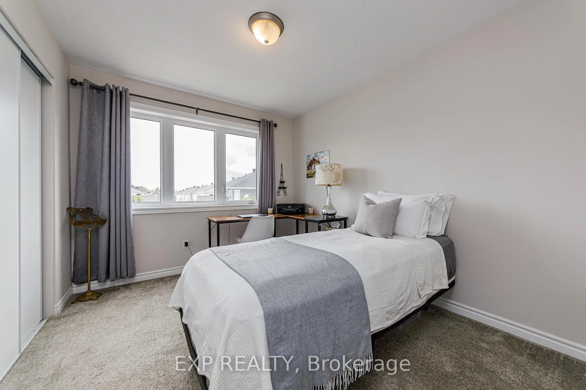 Photo 11 of 822 Horseshoe Falls Way, Ottawa, Barrhaven - Heritage Park — HOMEH