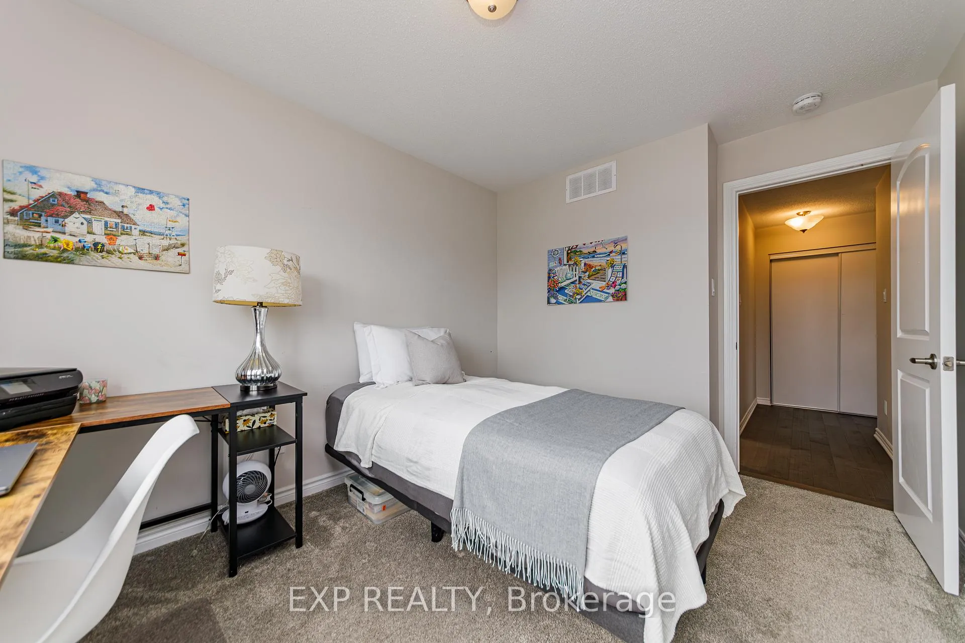 Photo 12 of 822 Horseshoe Falls Way, Ottawa, Barrhaven - Heritage Park — HOMEH