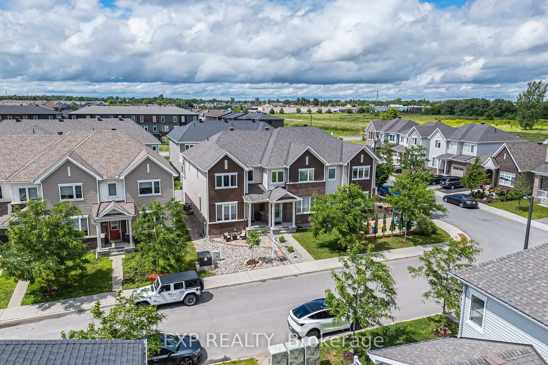 Photo 34 of 822 Horseshoe Falls Way, Ottawa, Barrhaven - Heritage Park — HOMEH