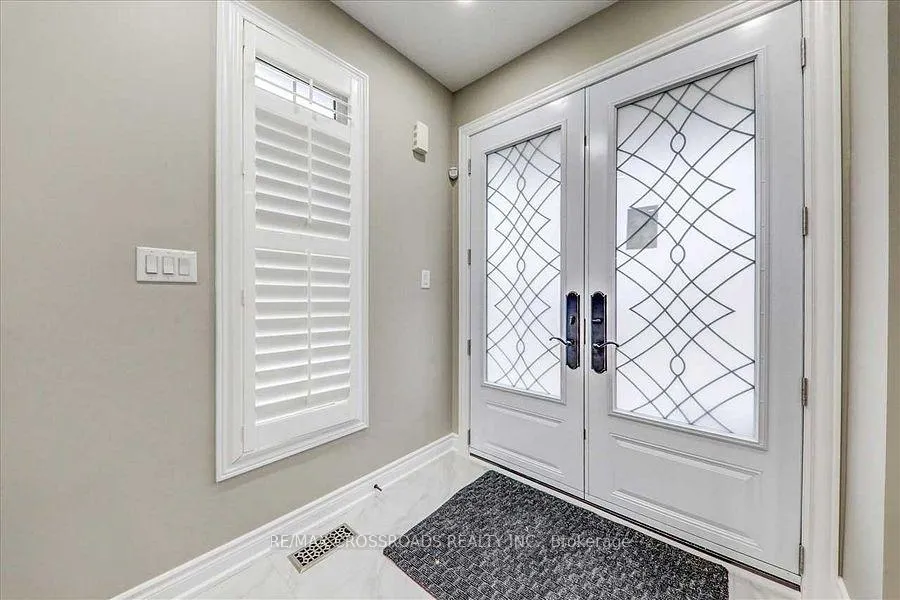 Photo 4 of 9 Geddington Crescent, Markham, Box Grove — HOMEH