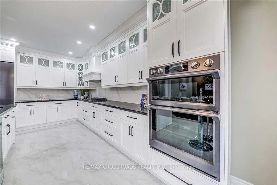 Photo 10 of 9 Geddington Crescent, Markham, Box Grove — HOMEH