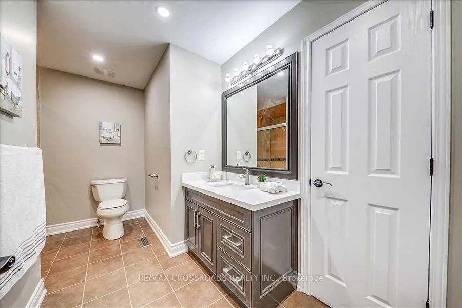 Photo 28 of 9 Geddington Crescent, Markham, Box Grove — HOMEH