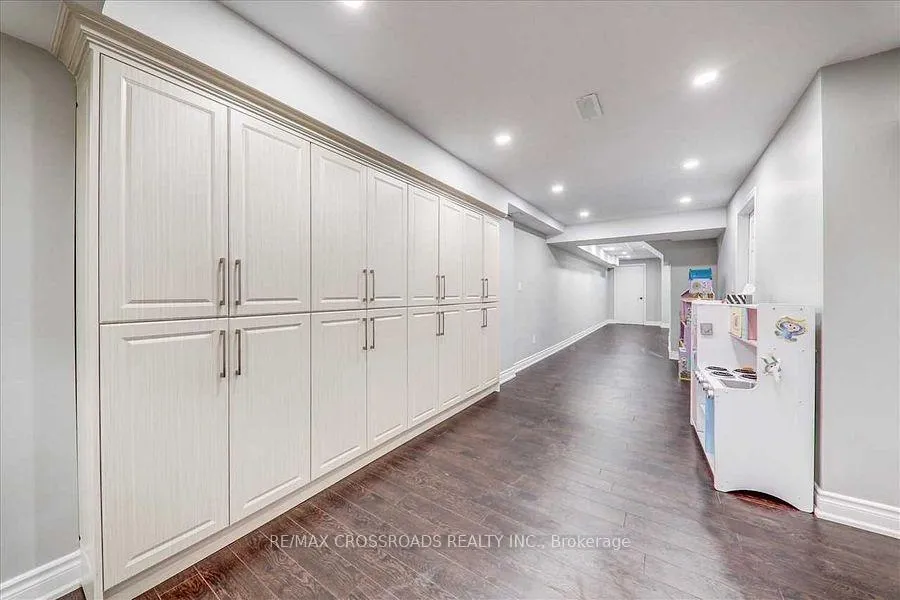 Photo 35 of 9 Geddington Crescent, Markham, Box Grove — HOMEH