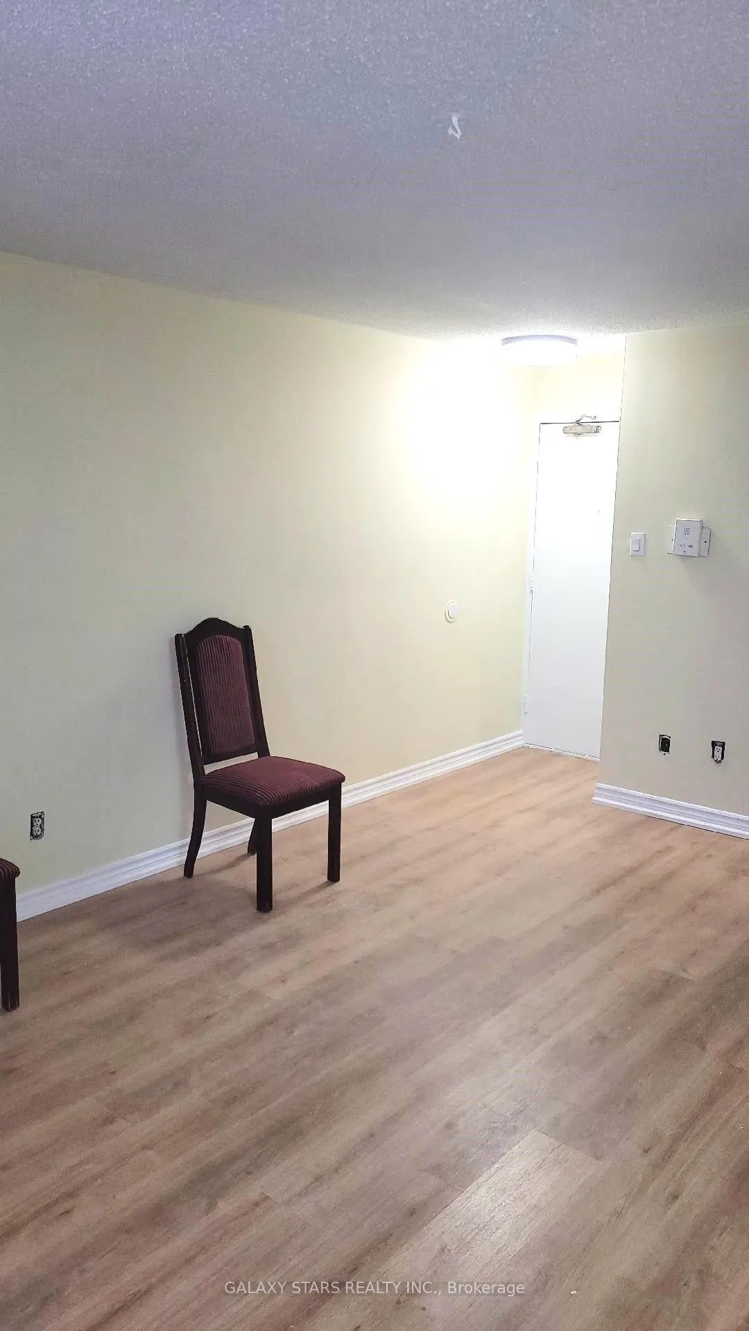 Photo 8 of Unit 304, 895 Kennedy Road, Scarborough, Ionview — HOMEH