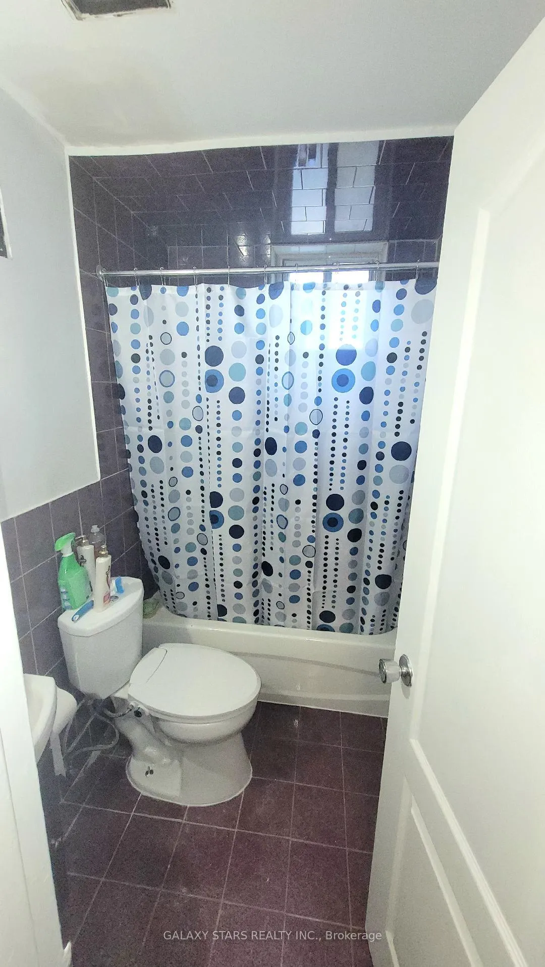 Photo 10 of Unit 304, 895 Kennedy Road, Scarborough, Ionview — HOMEH