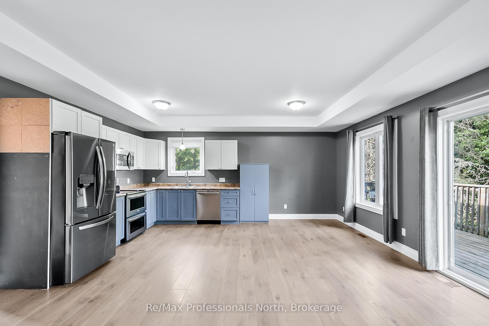 Photo 9 of 210 Mcpherson Street, Gravenhurst, Muskoka (S) — HOMEH
