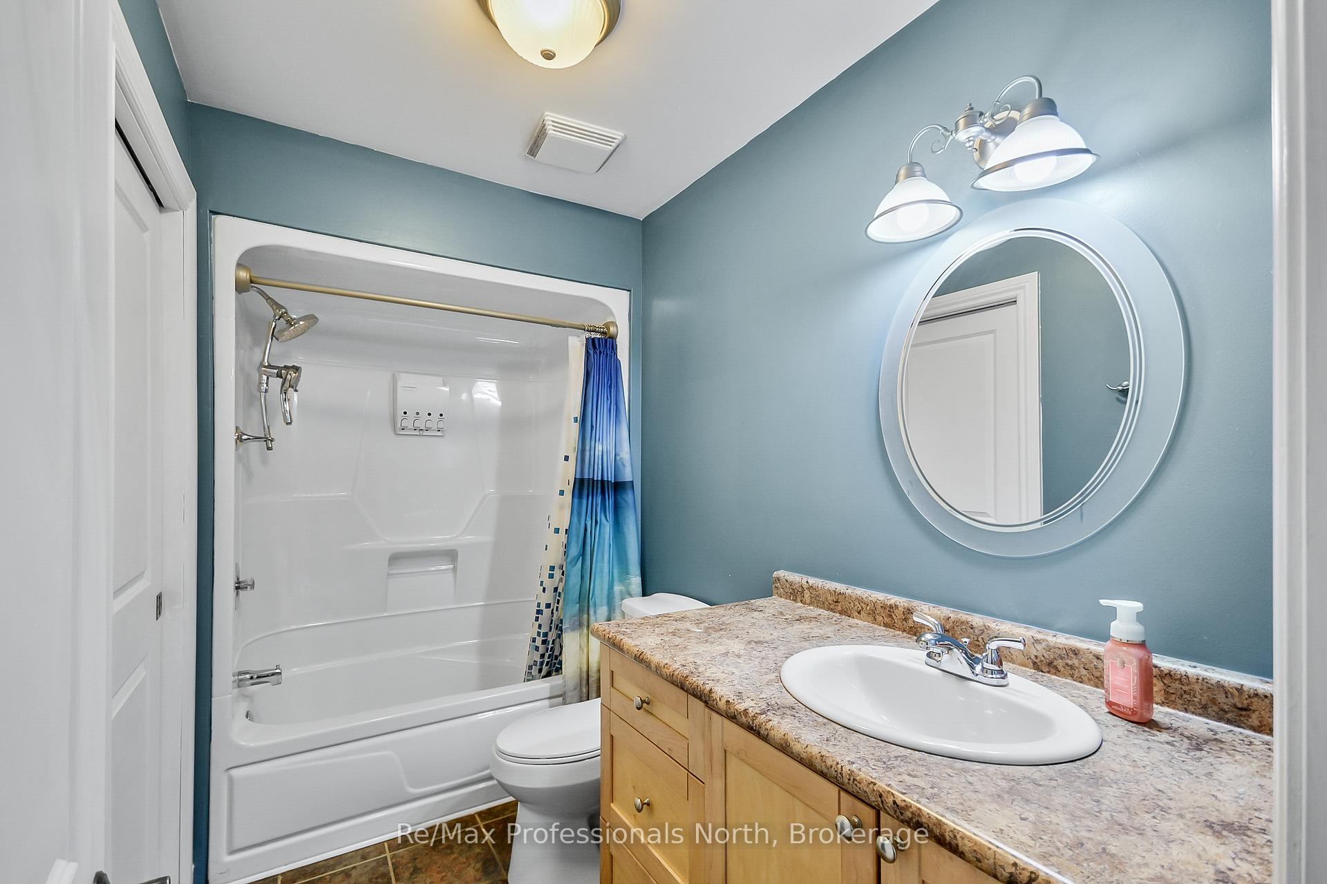 Photo 11 of 210 Mcpherson Street, Gravenhurst, Muskoka (S) — HOMEH