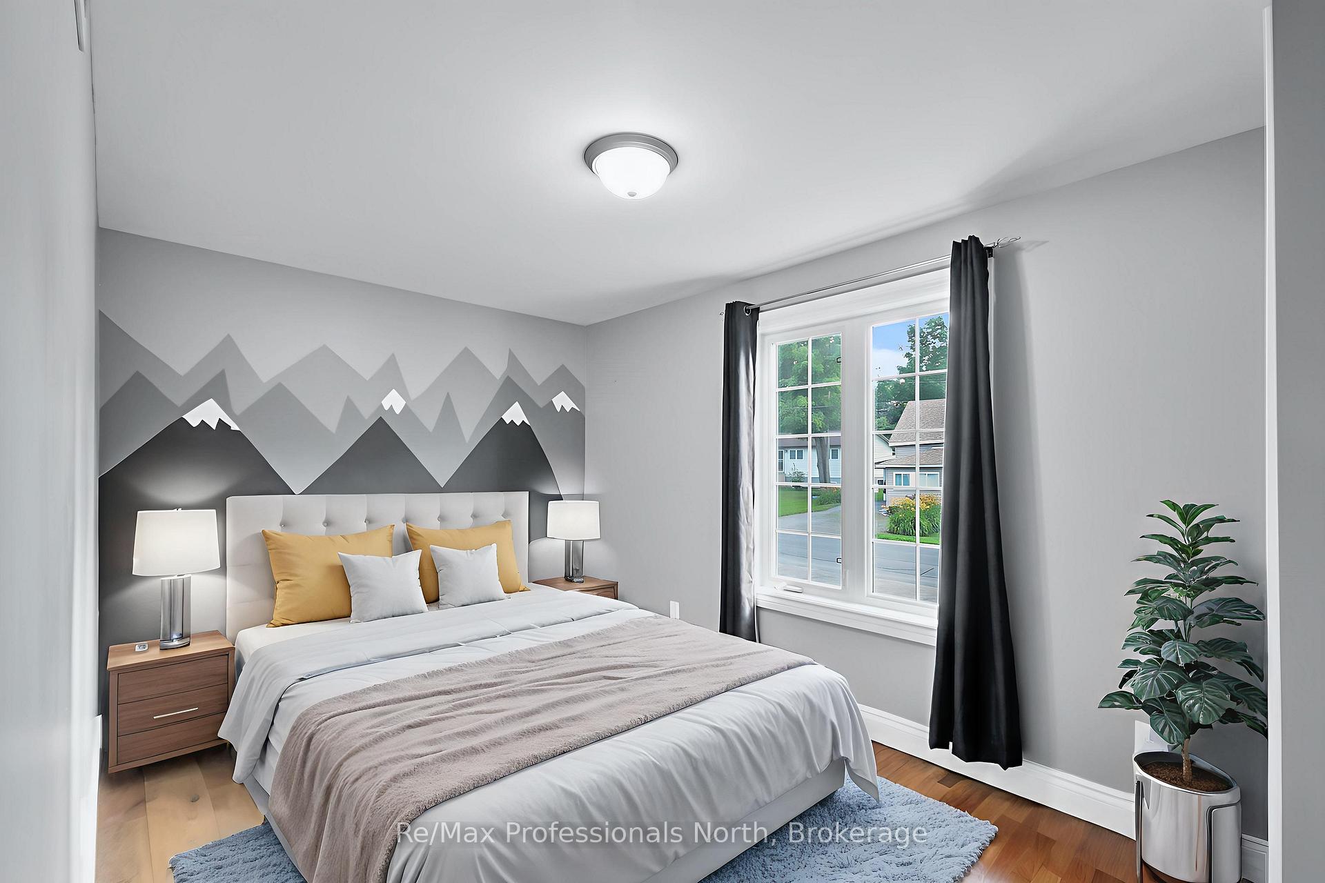 Photo 14 of 210 Mcpherson Street, Gravenhurst, Muskoka (S) — HOMEH