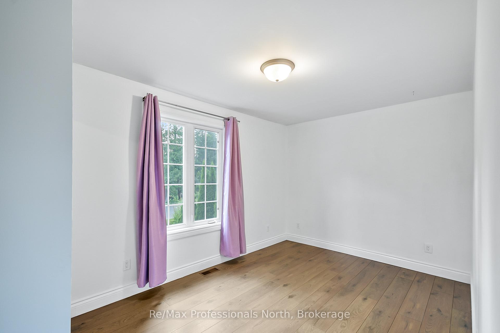 Photo 17 of 210 Mcpherson Street, Gravenhurst, Muskoka (S) — HOMEH