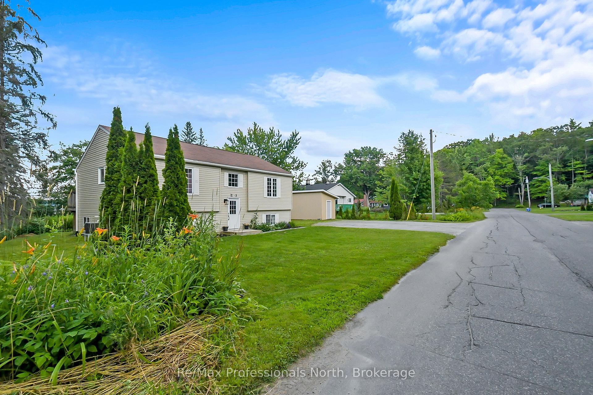 Photo 28 of 210 Mcpherson Street, Gravenhurst, Muskoka (S) — HOMEH
