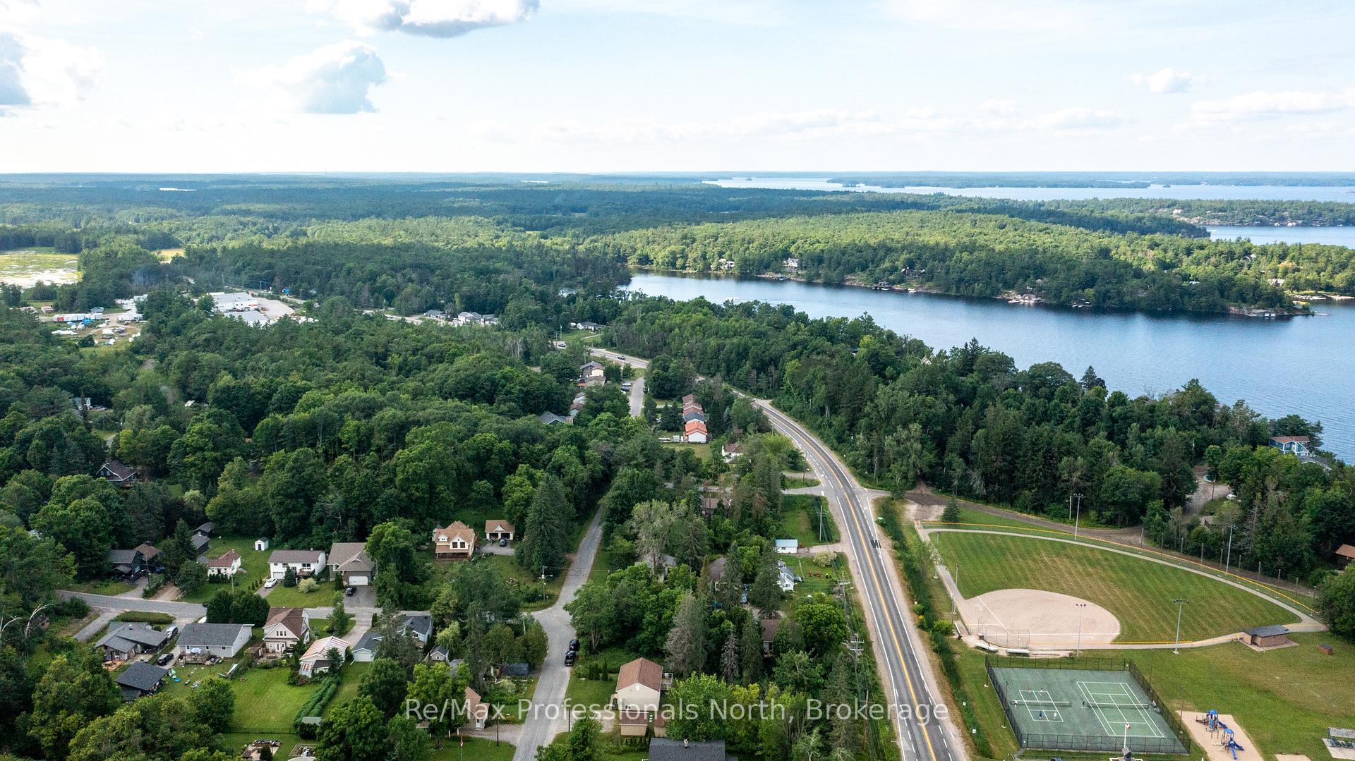 Photo 37 of 210 Mcpherson Street, Gravenhurst, Muskoka (S) — HOMEH