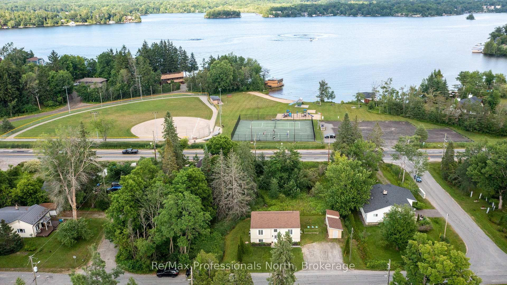 Photo 39 of 210 Mcpherson Street, Gravenhurst, Muskoka (S) — HOMEH